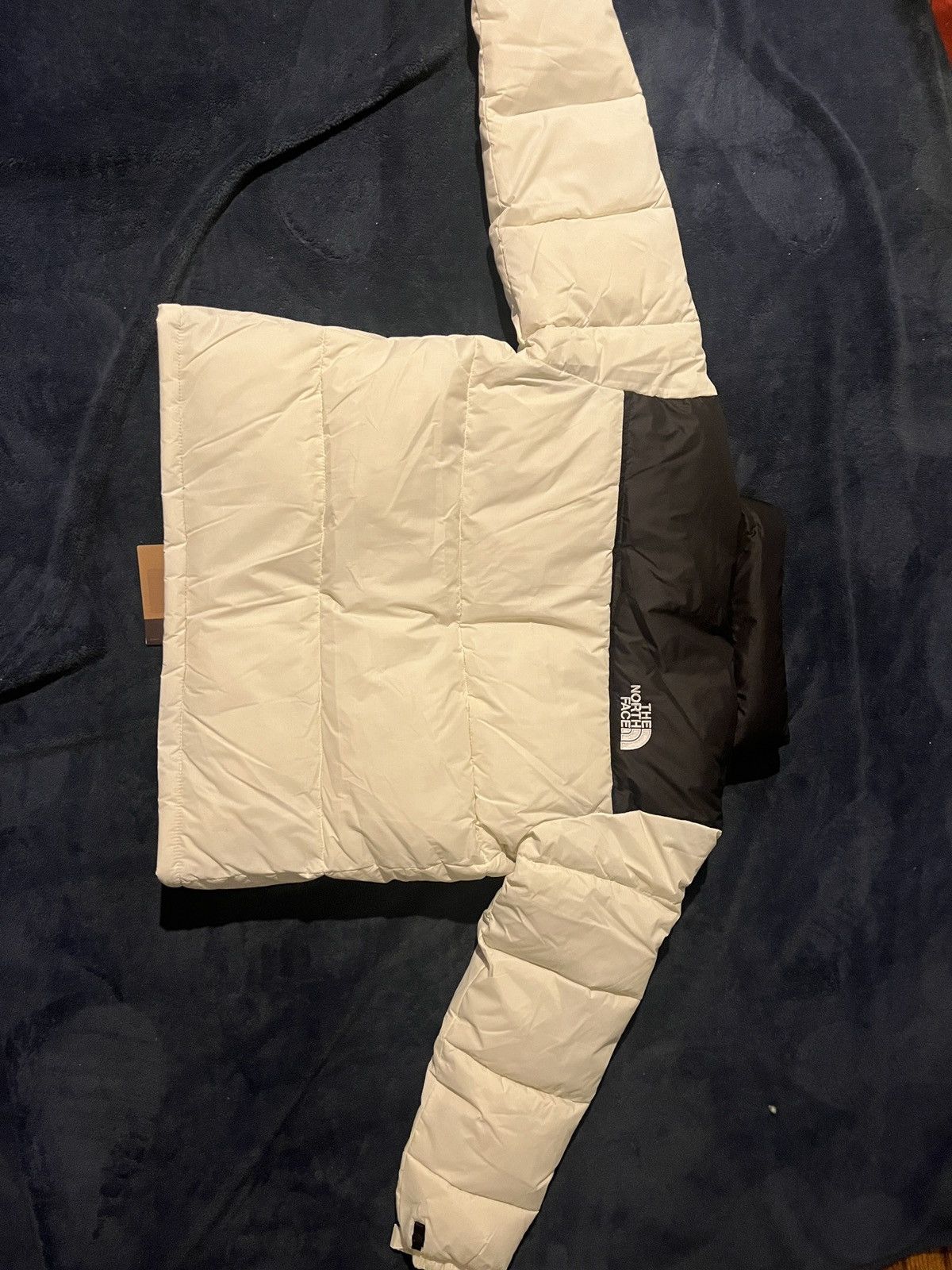 The North Face Men’s 1996 Retro Nuptse Jacket White size Medium Size US M / EU 48-50 / 2 - 5 Thumbnail