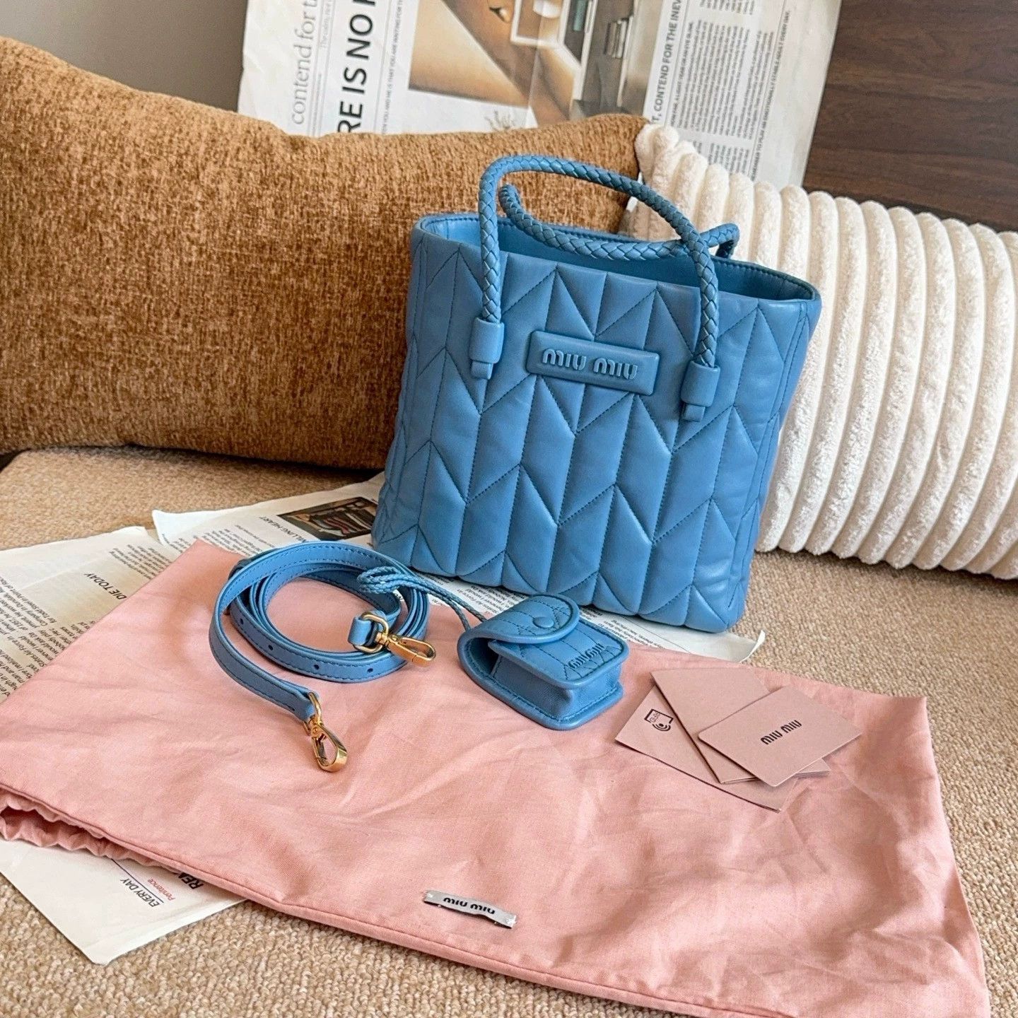 Miu Miu Pre-loved Bag Very good condition Size ONE SIZE - 1 Thumbnail