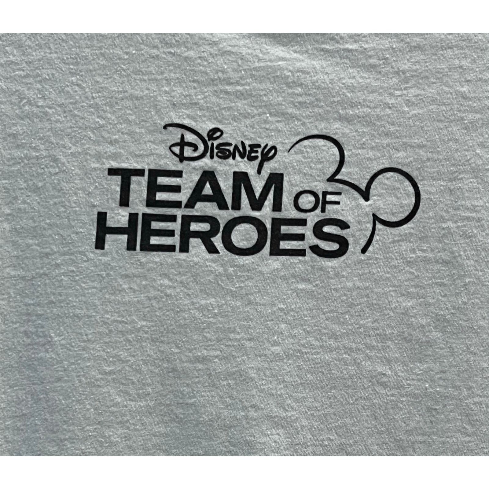 Disney Disney VoluntEARS Team of Heroes Shirt Rare Mickey Anvil Tag Size US L / EU 52-54 / 3 - 4 Thumbnail