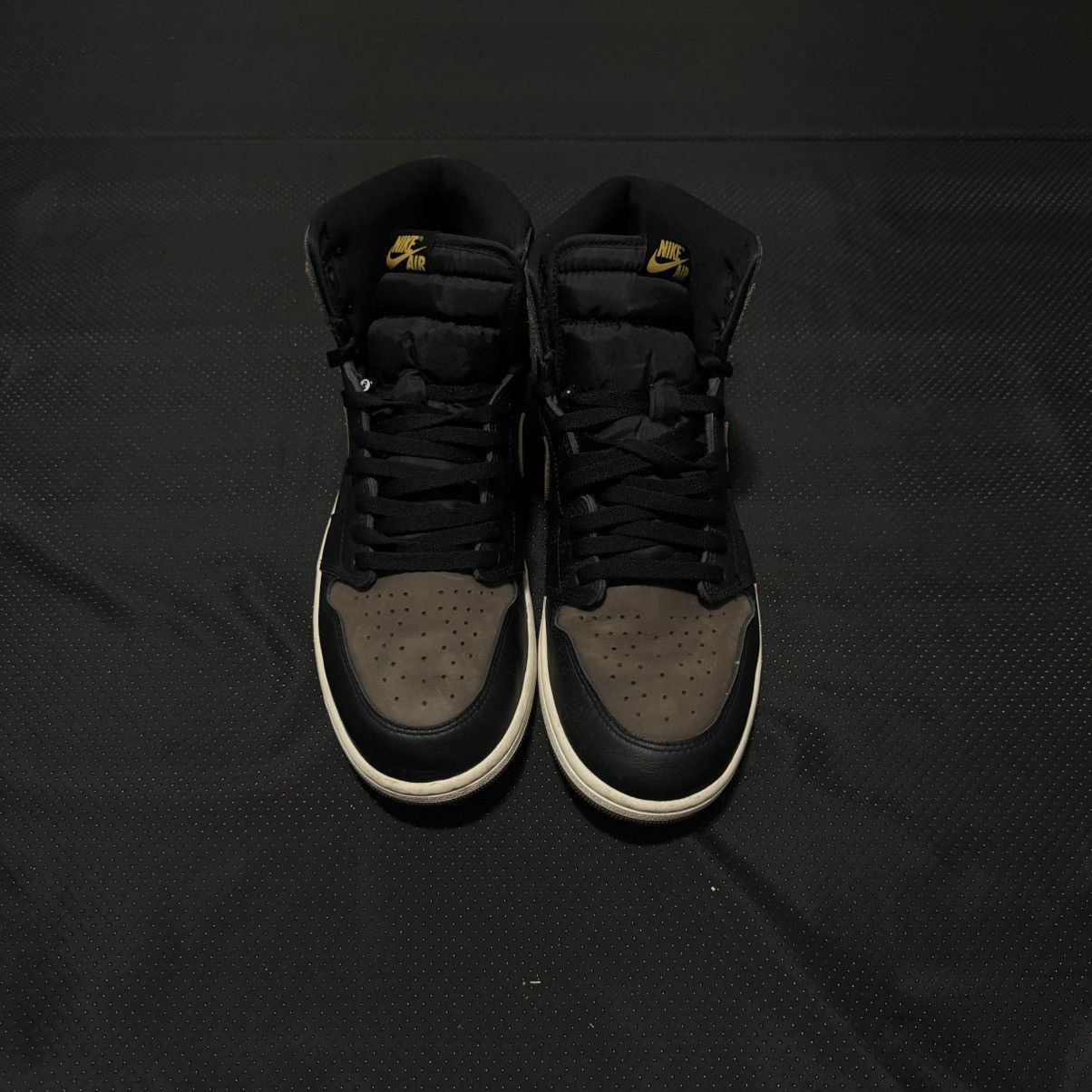 Jordan Brand Air Jordan 1 Retro High OG Palomino Size US 12 / EU 45 - 6 Thumbnail