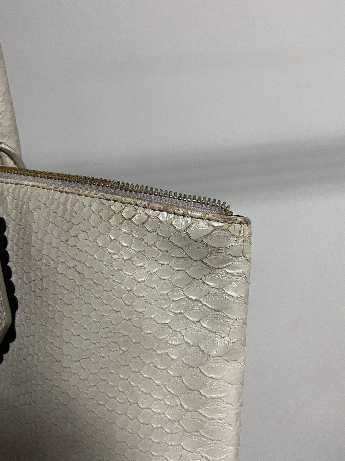 Vintage × Vivienne Westwood Vivienne Westwood python 🐍 big Logo Vintage Bag Luxury Size ONE SIZE - 9 Thumbnail