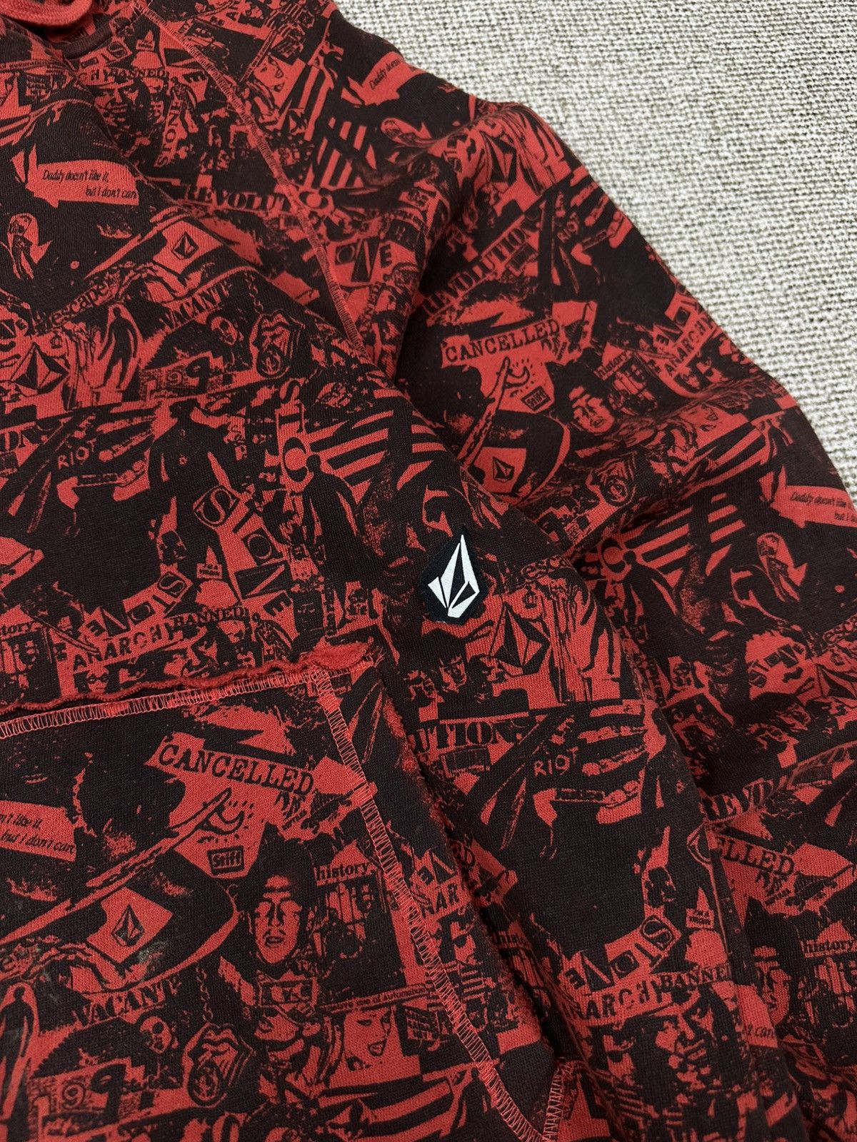 Volcom Volcom Skater Y2K Vintage Graphic Zip-Up Hoodie Z324 Size US S / EU 44-46 / 1 - 4 Thumbnail