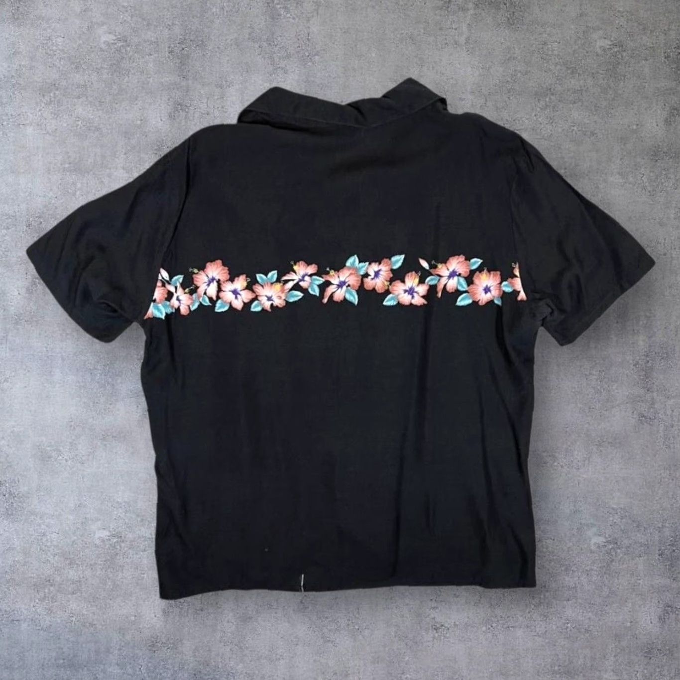 Vintage VINTAGE Tropical Breeze California Hawaiian Floral Rayon Open Collar Shirt XL Men Black Short Sleeve Button-Up 80s" Size US XL / EU 56 / 4 - 2 Thumbnail