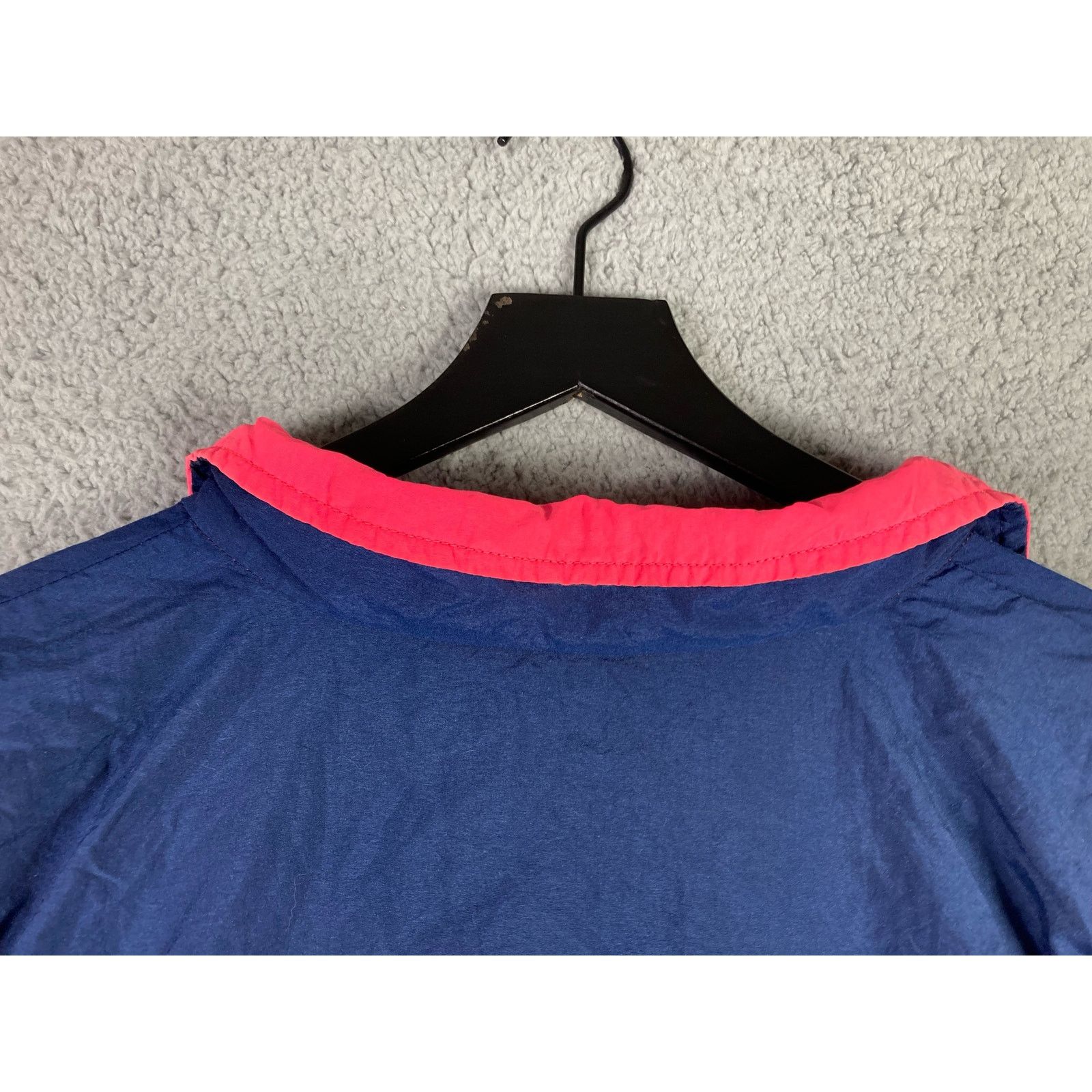 Fila Vintage Fila Jacket Neon Pink Blue Made in USA Large Size US L / EU 52-54 / 3 - 15 Thumbnail