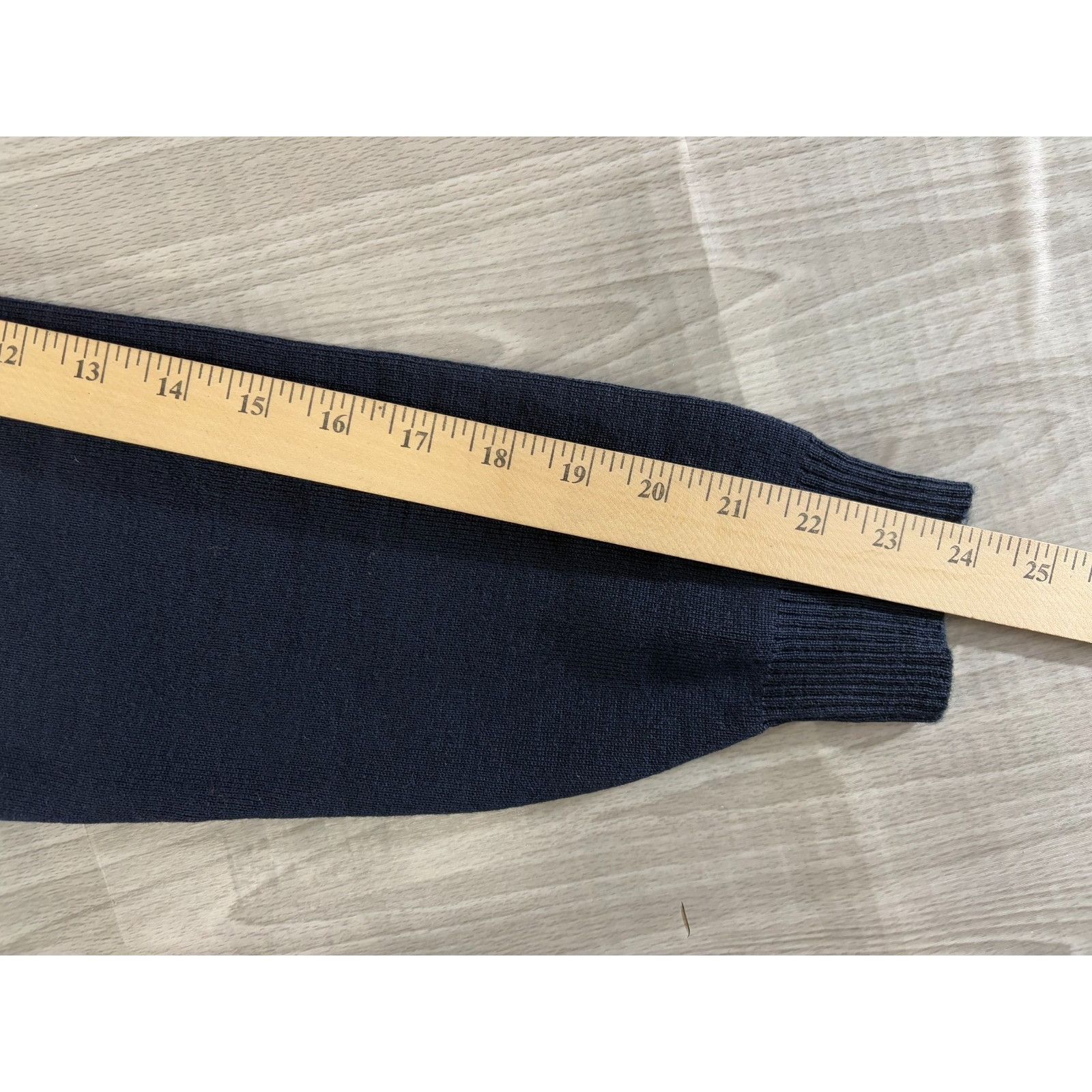 Other Demetre Pure Virgin Wool Colorblock Ski Sweater Sz L color b Size US L / EU 52-54 / 3 - 7 Thumbnail