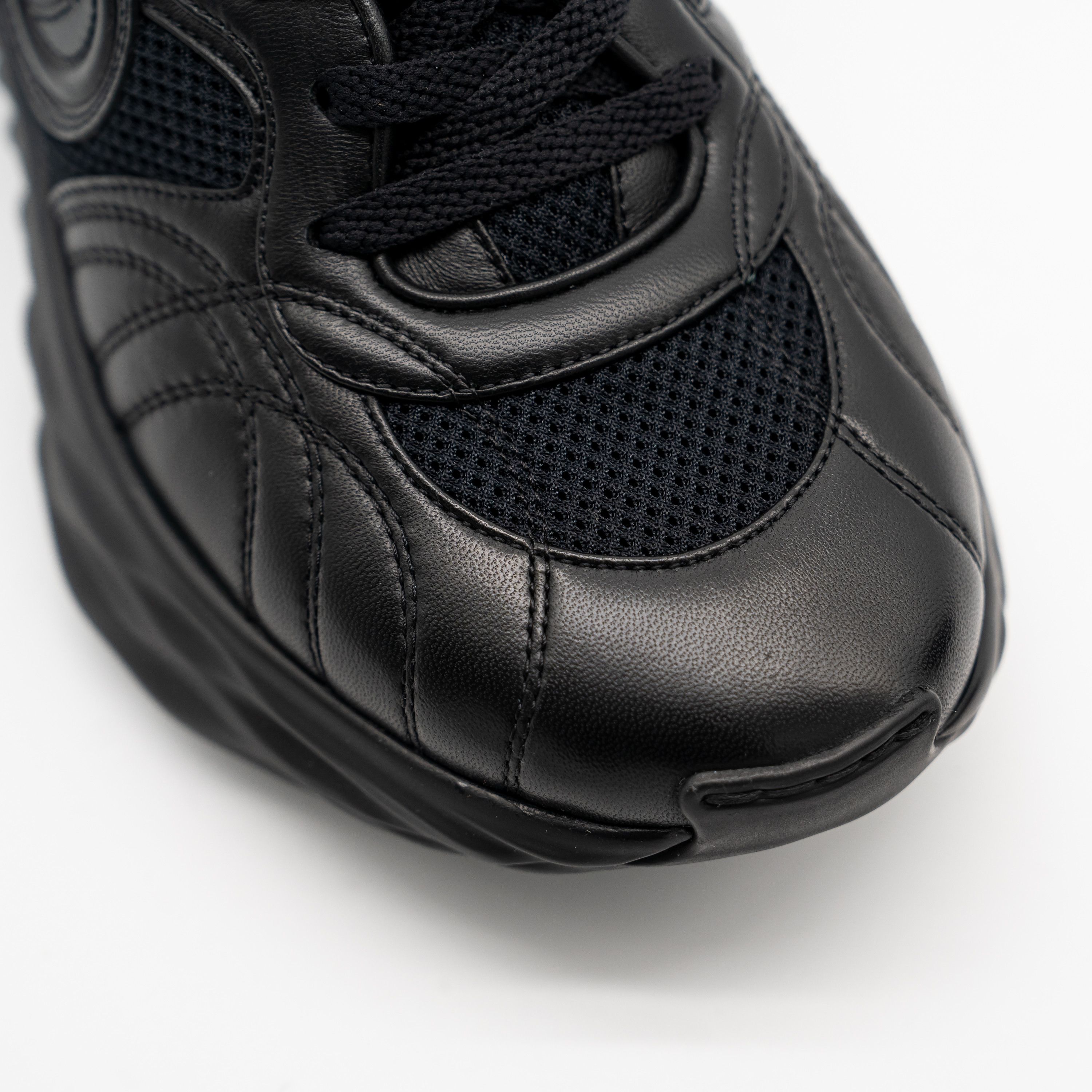 Gucci 40G 10 US Gucci Ripple Sneakers Triple Black Leather GG Size US 10 / IT 40 - 7 Thumbnail
