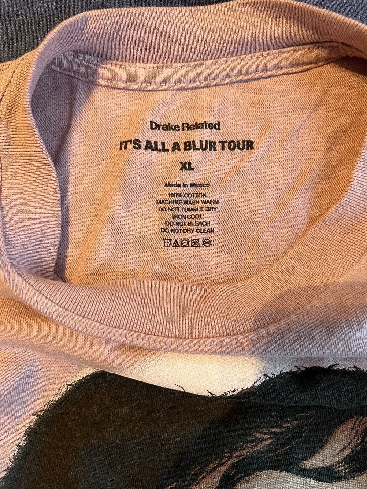 21 Savage × Drake Drake 21 Savage IAAB Tour Her Loss Tee Shirt Size XL Pink Size US XL / EU 56 / 4 - 3 Thumbnail