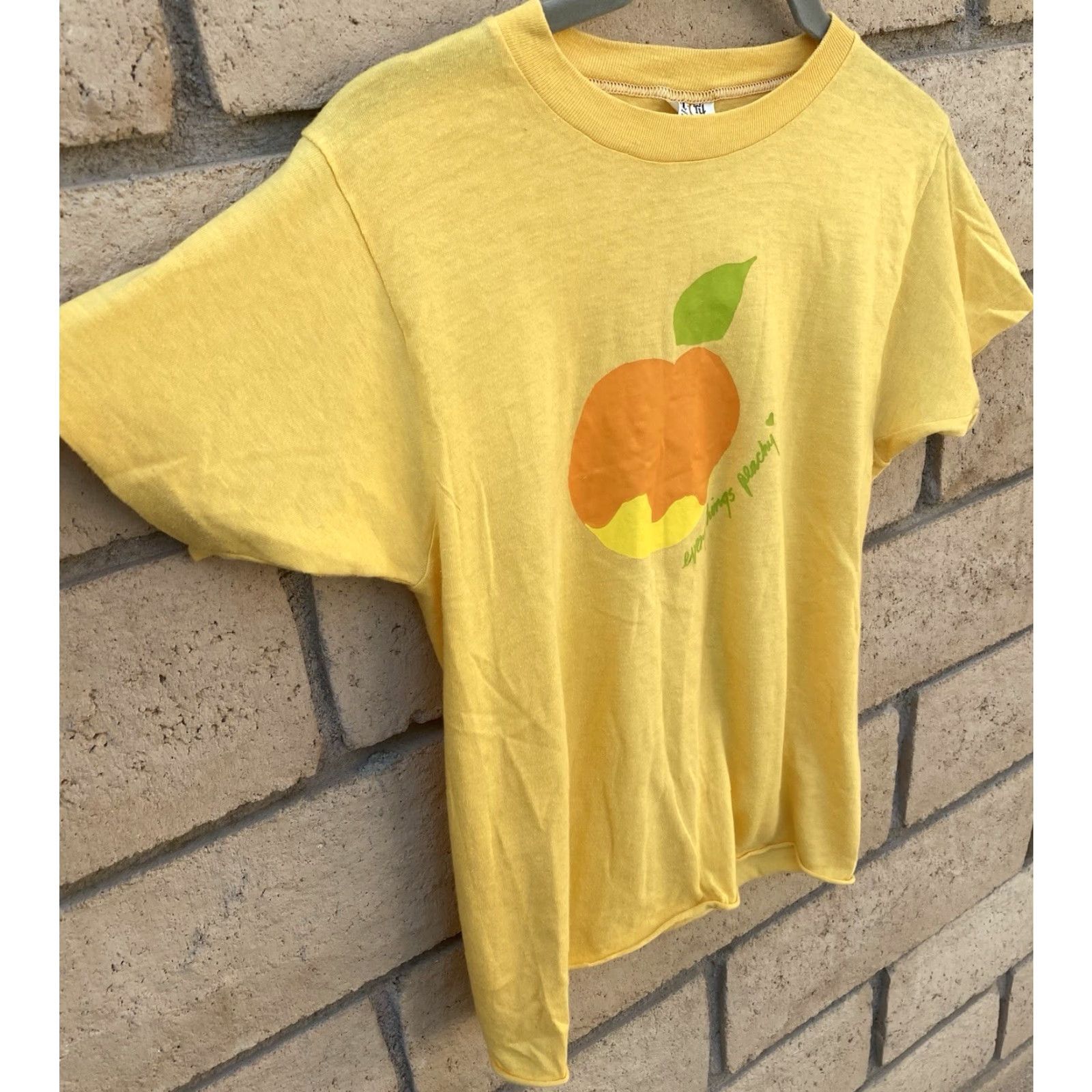 Vintage VINTAGE Cal Cru T-Shirt Shirt Mens 70s Yellow 70s Graphic Print Size S Size US S / EU 44-46 / 1 - 4 Thumbnail