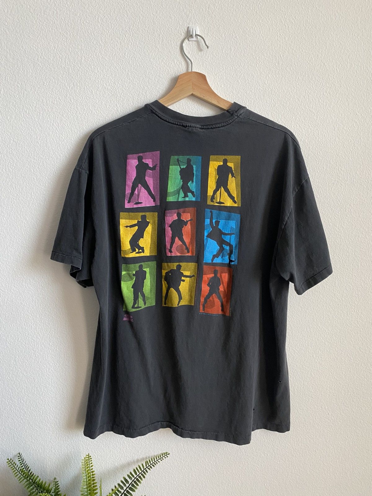Band Tees Vintage 1991 Faded Elvis Single Stitch Tee Size US XL / EU 56 / 4 - 2 Thumbnail