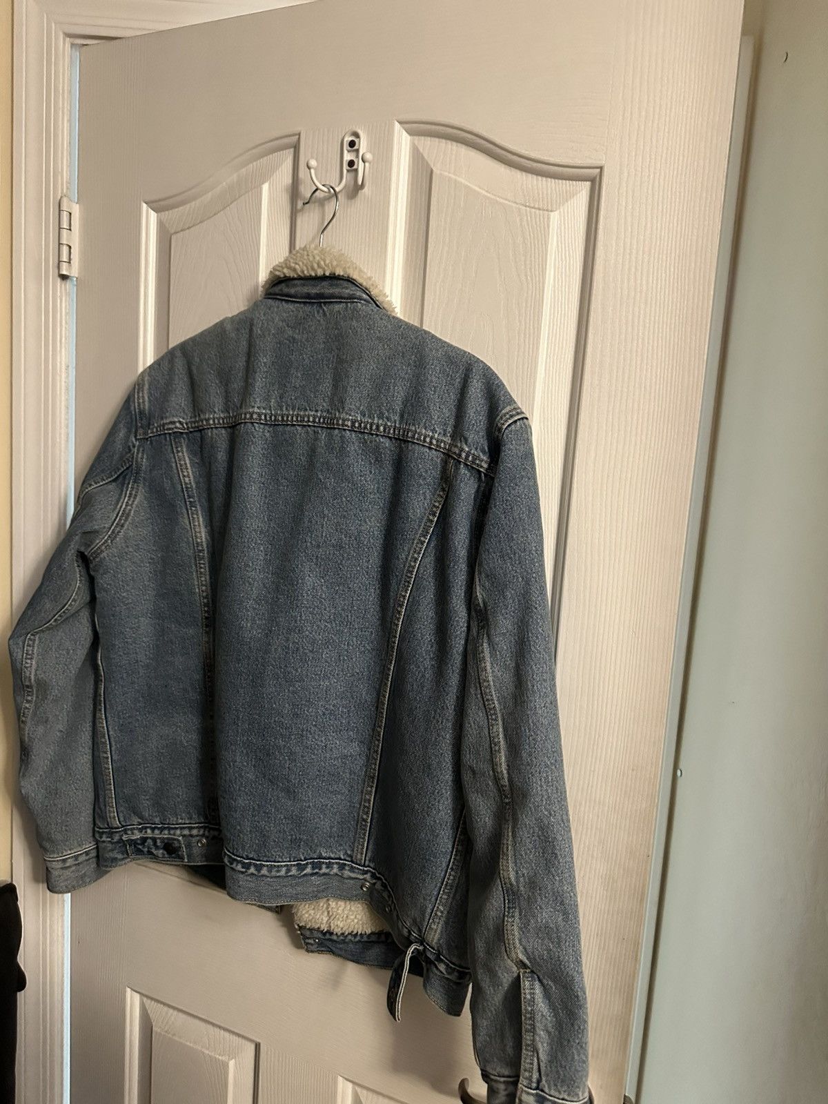 Levi's Levi’s mens denim trucker jacket Size US M / EU 48-50 / 2 - 2 Thumbnail