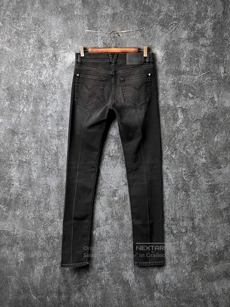 Versace Versace Smoked black cotton denim Size US 28 / EU 44 - 2 Thumbnail