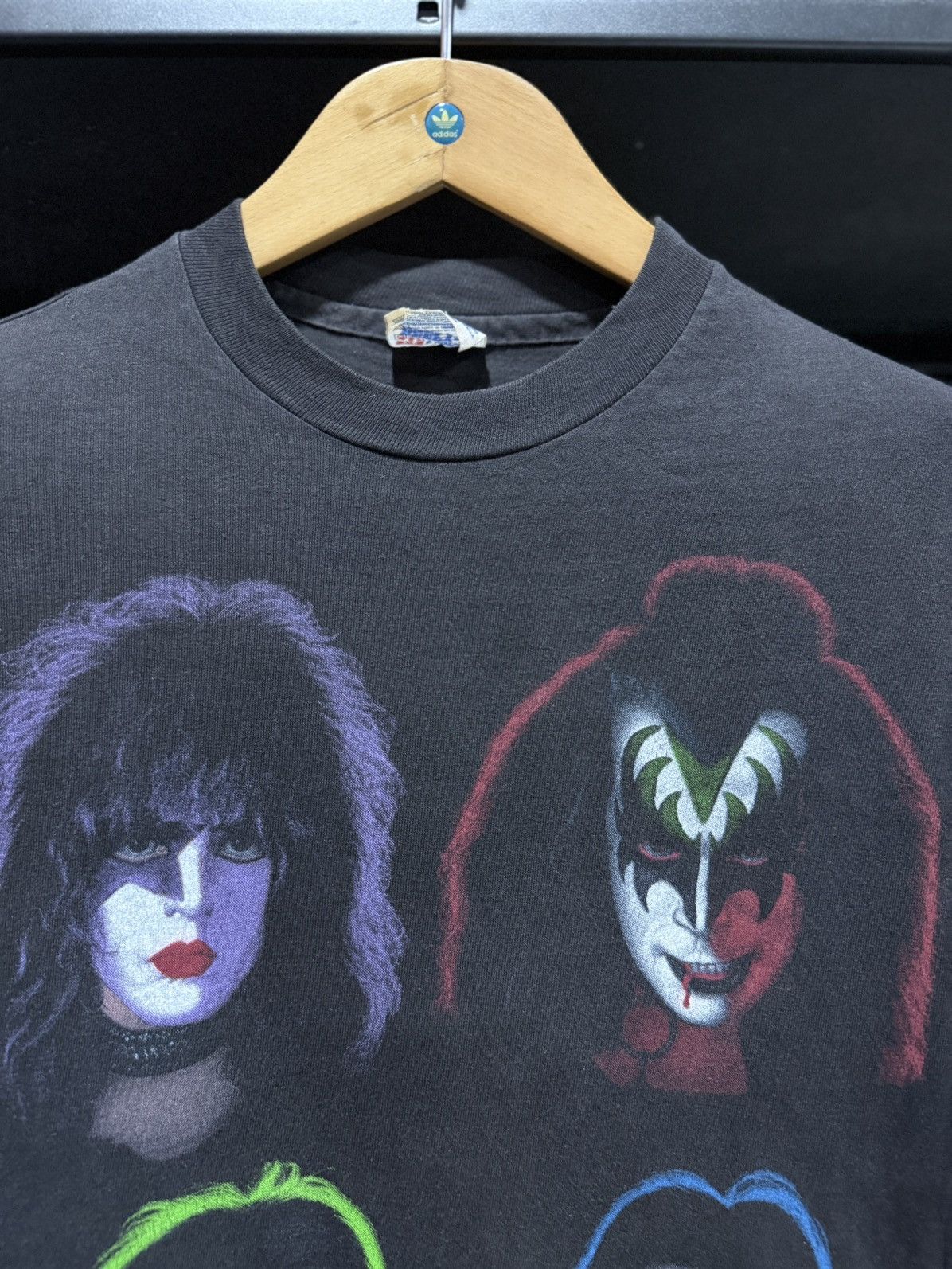 Band Tees Vintage 90s Kiss American Rock Band Longsleeve Faded Tee Size US L / EU 52-54 / 3 - 5 Thumbnail