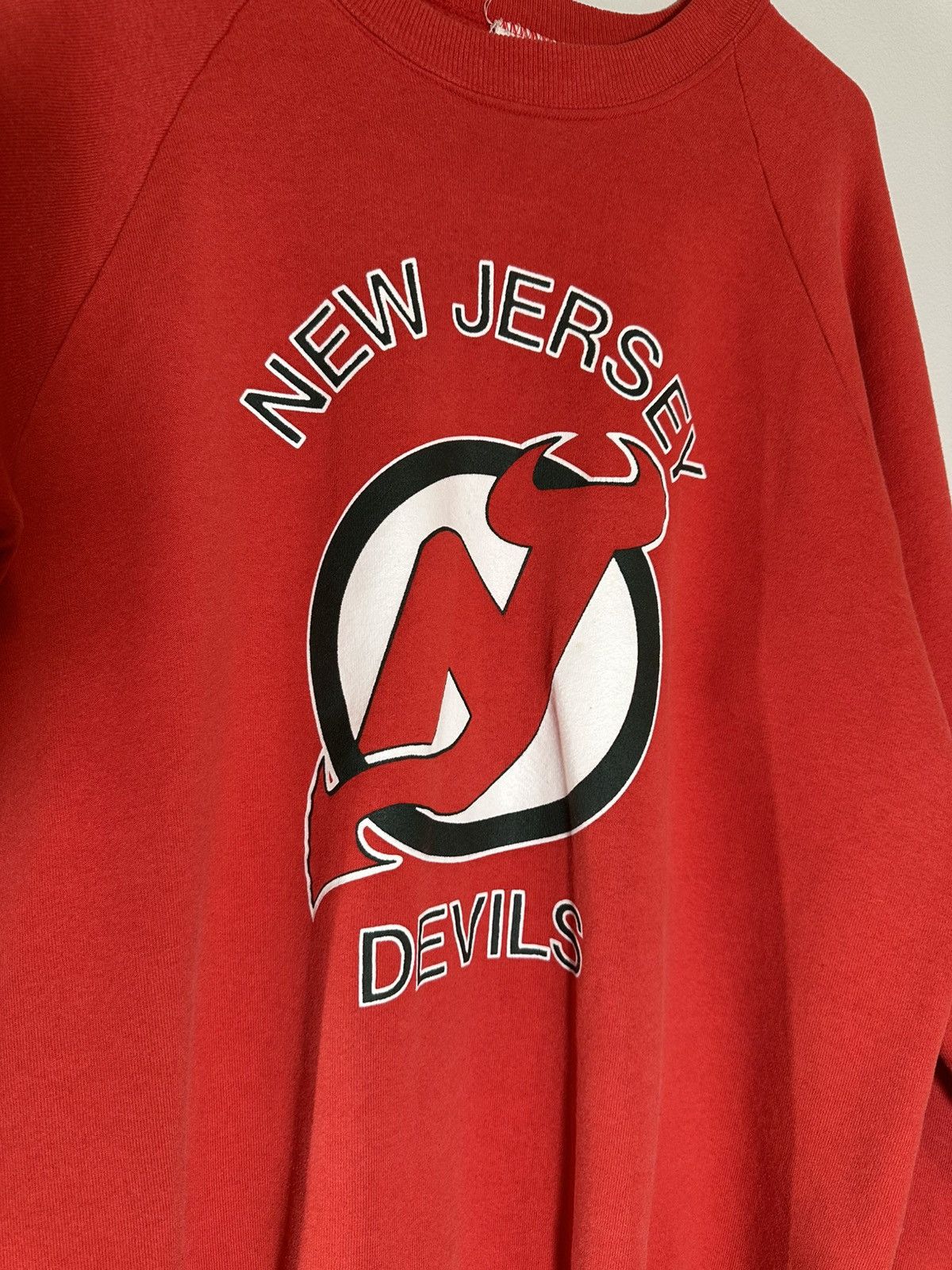 NHL × Vintage New Jersey Devils Vintage Faded Crewneck Size US XL / EU 56 / 4 - 2 Thumbnail