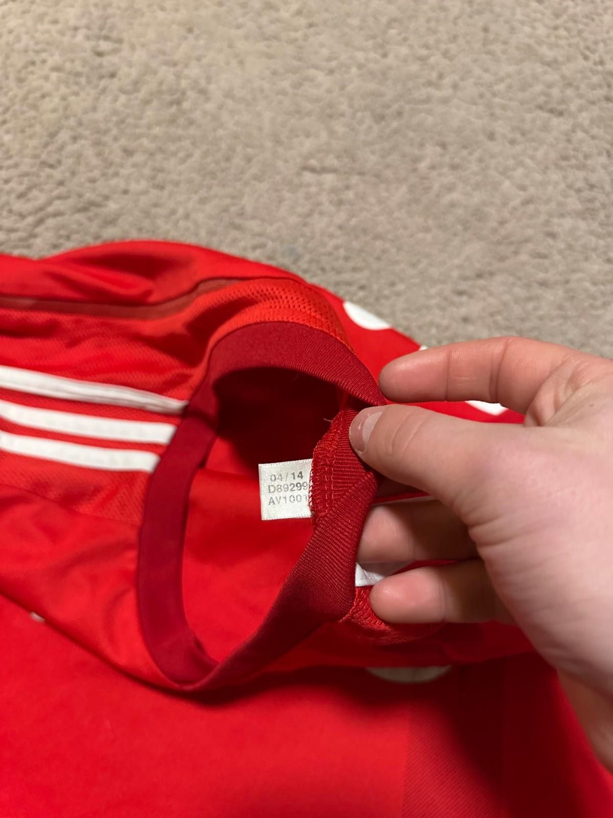 Adidas BENFICA 2014-2015 HOME FOOTBALL SHIRT SOCCER JERSEY ADIDAS Size US L / EU 52-54 / 3 - 6 Thumbnail