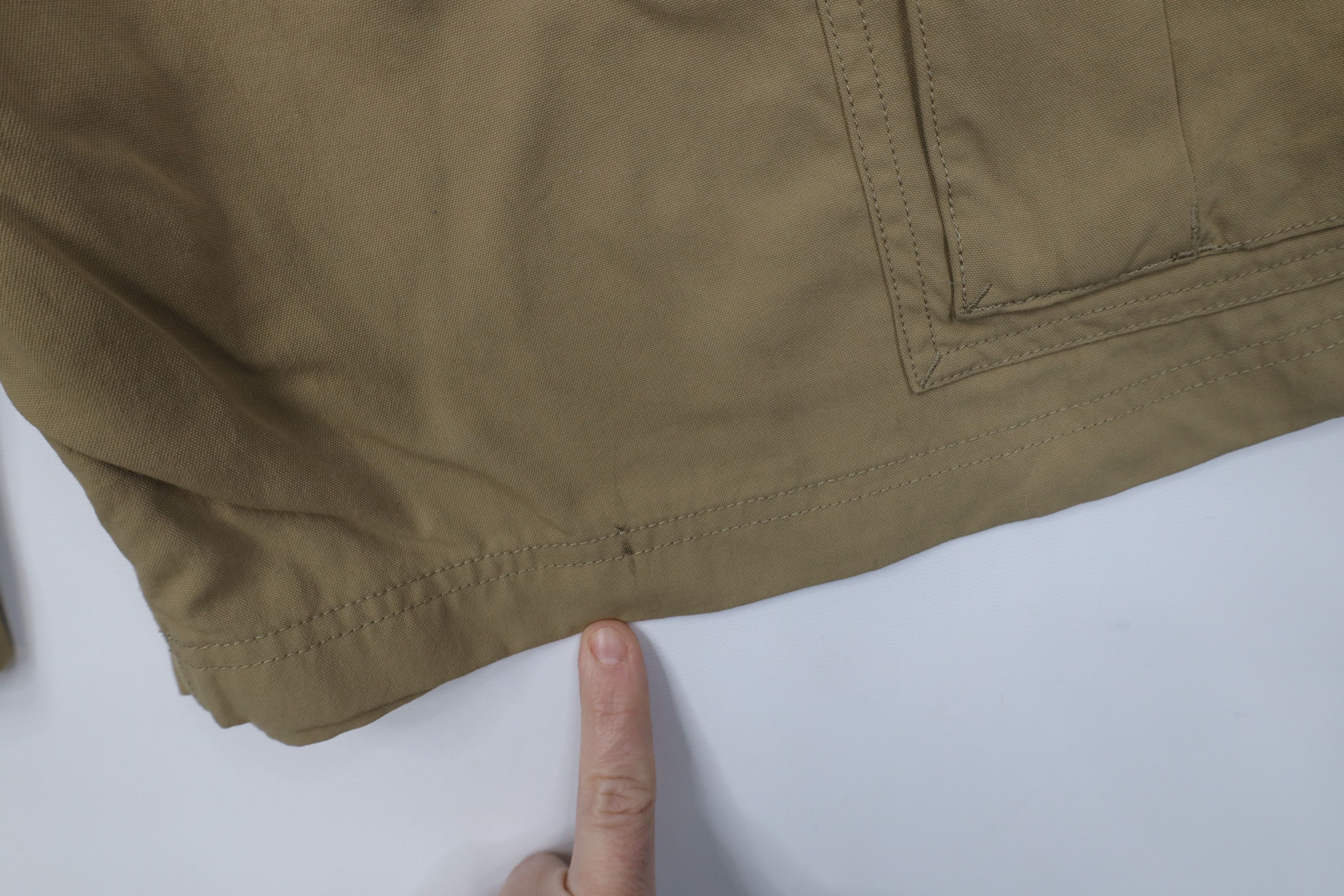 Duluth Trading Company Duluth Trading Co Dry On the Fly Cargo Shorts Beige Size US 38 / EU 54 - 5 Thumbnail