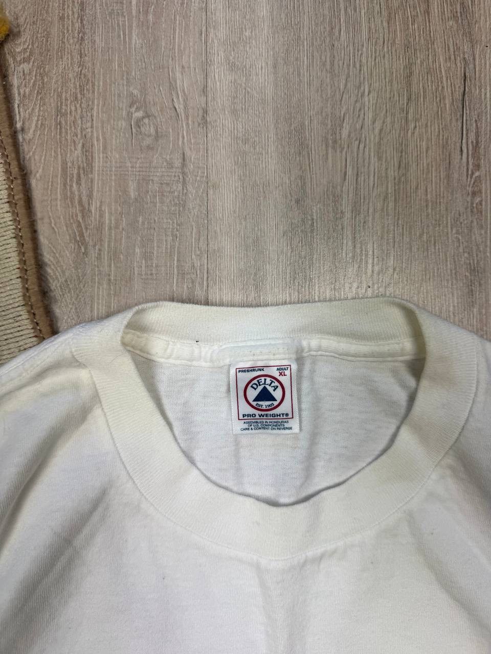 Delta × Vintage Vintage Delta Policeman 1997 Rare Tee T shirt Size US XL / EU 56 / 4 - 5 Thumbnail