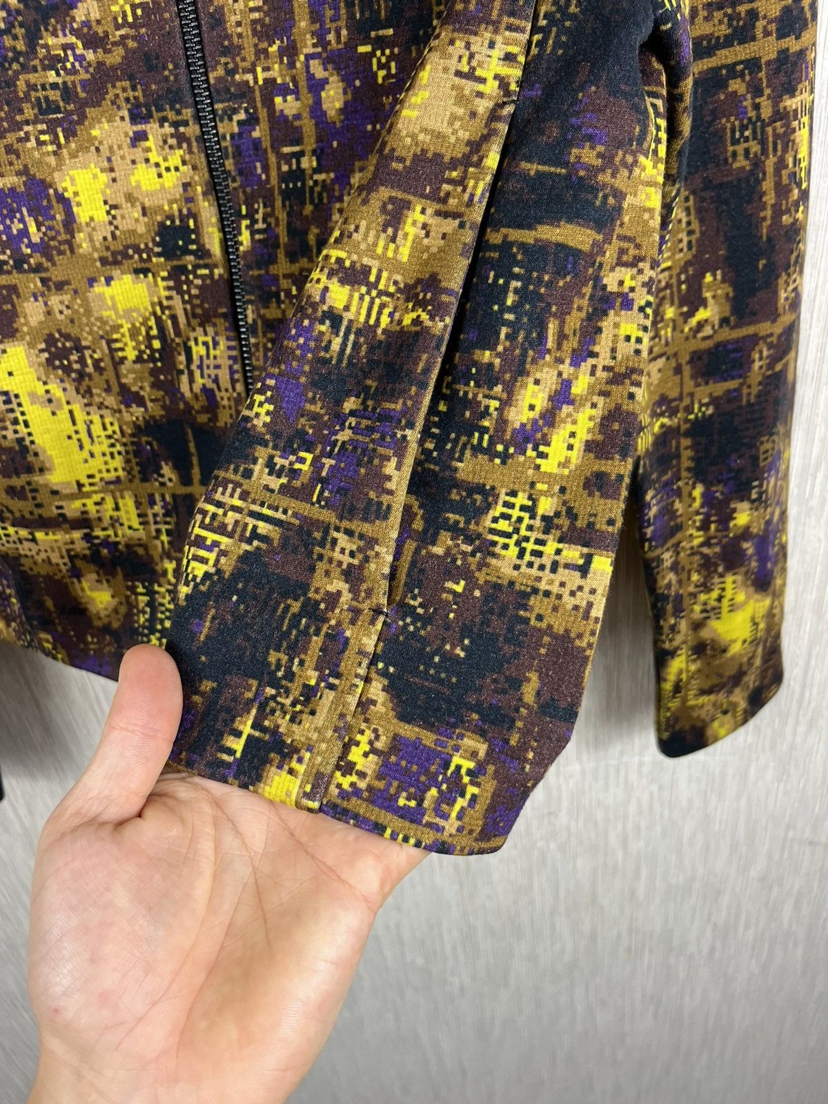 Cos × Designer COS abstract full print pixel light viscose jacket Size XS / US 0-2 / IT 36-38 - 13 Thumbnail