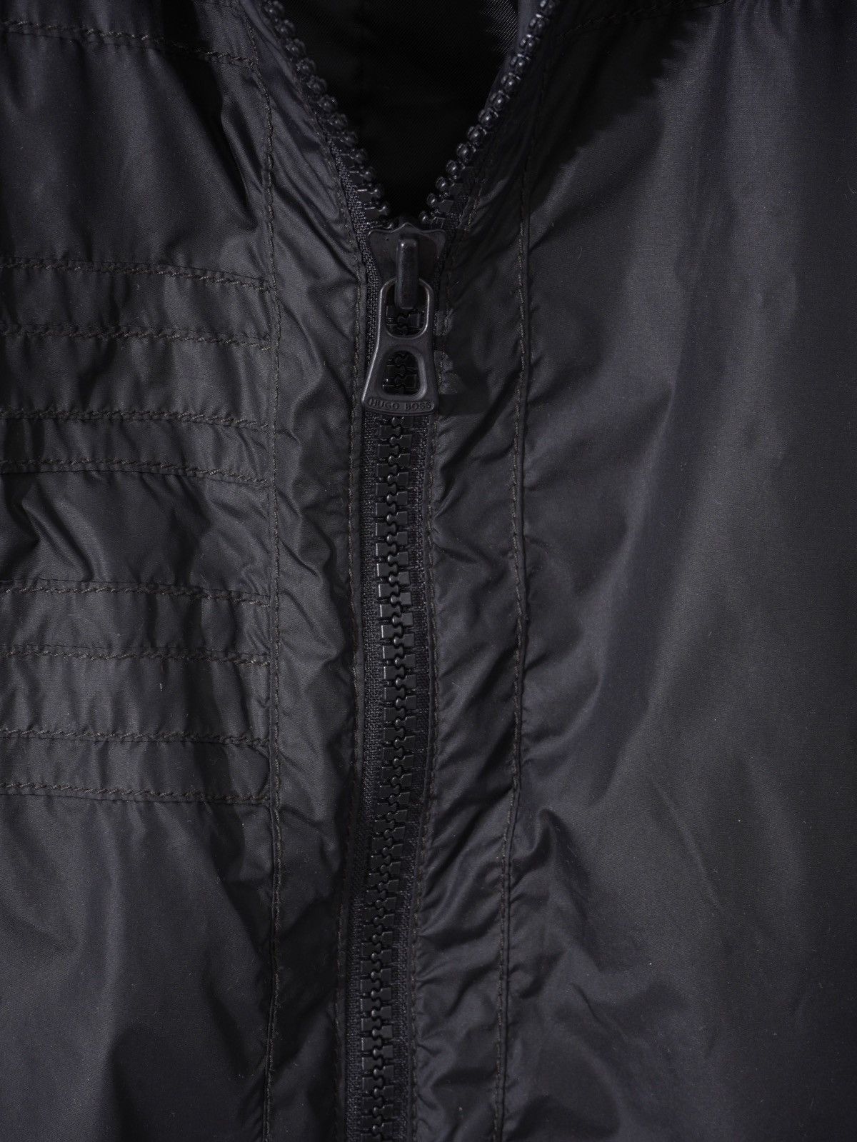 Hugo Boss Hugo Boss orange Nylon Jacket sz 48 Size US M / EU 48-50 / 2 - 4 Thumbnail