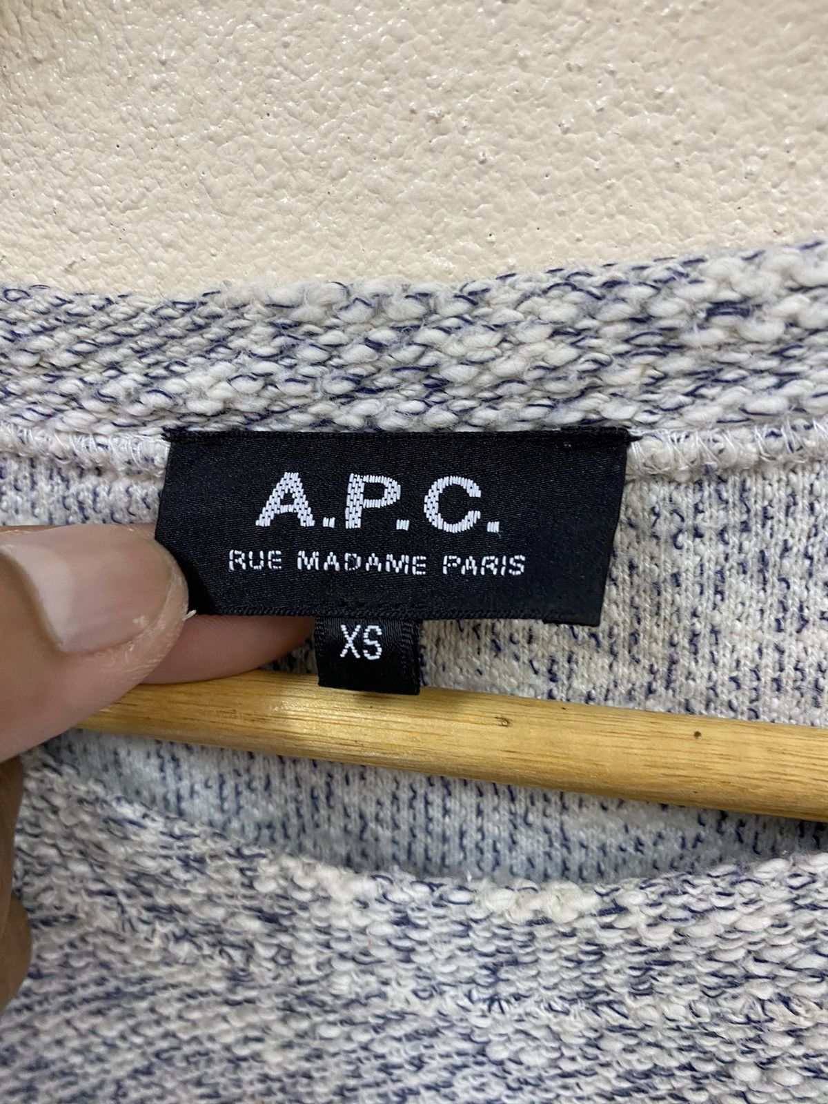 A.P.C. A.P.C Sweater Size XS / US 0-2 / IT 36-38 - 10 Thumbnail