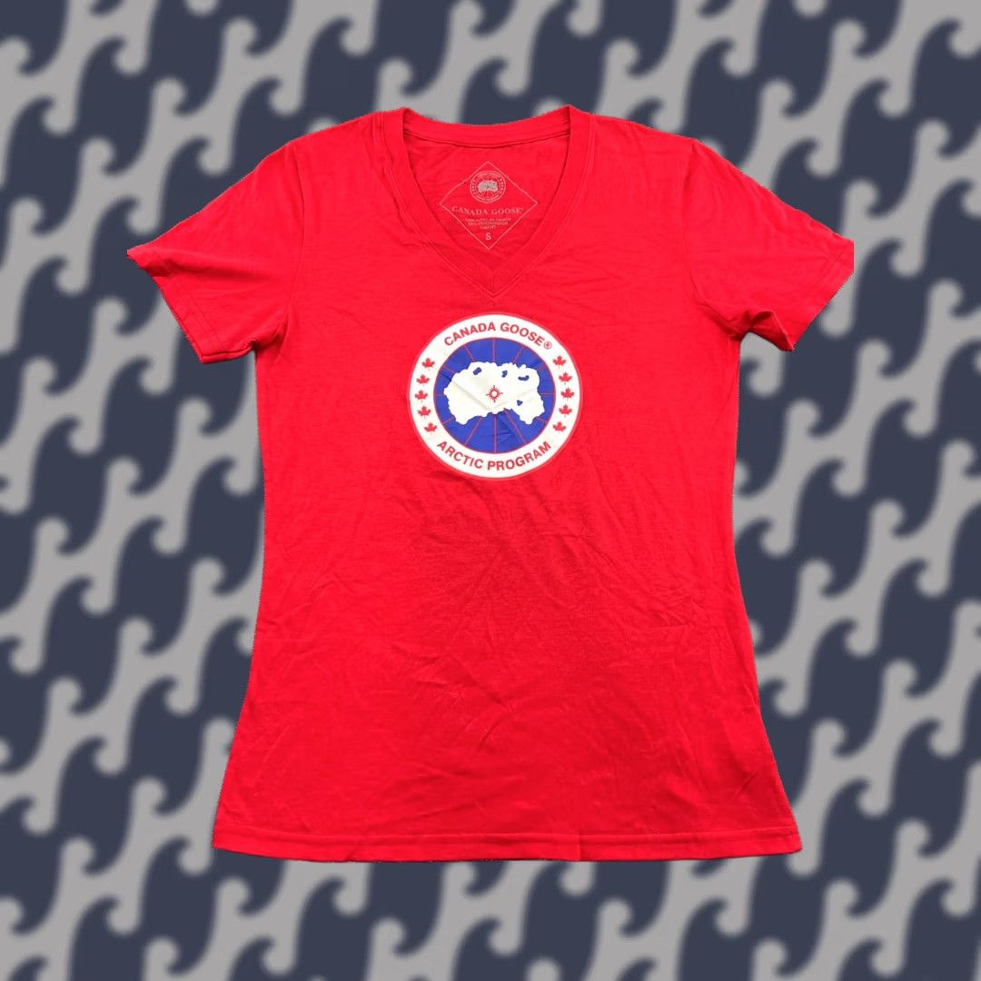 Canada Goose Canada Goose Arctic Expedition Womens Shirt Small Red Size S / US 4 / IT 40 - 1 Thumbnail