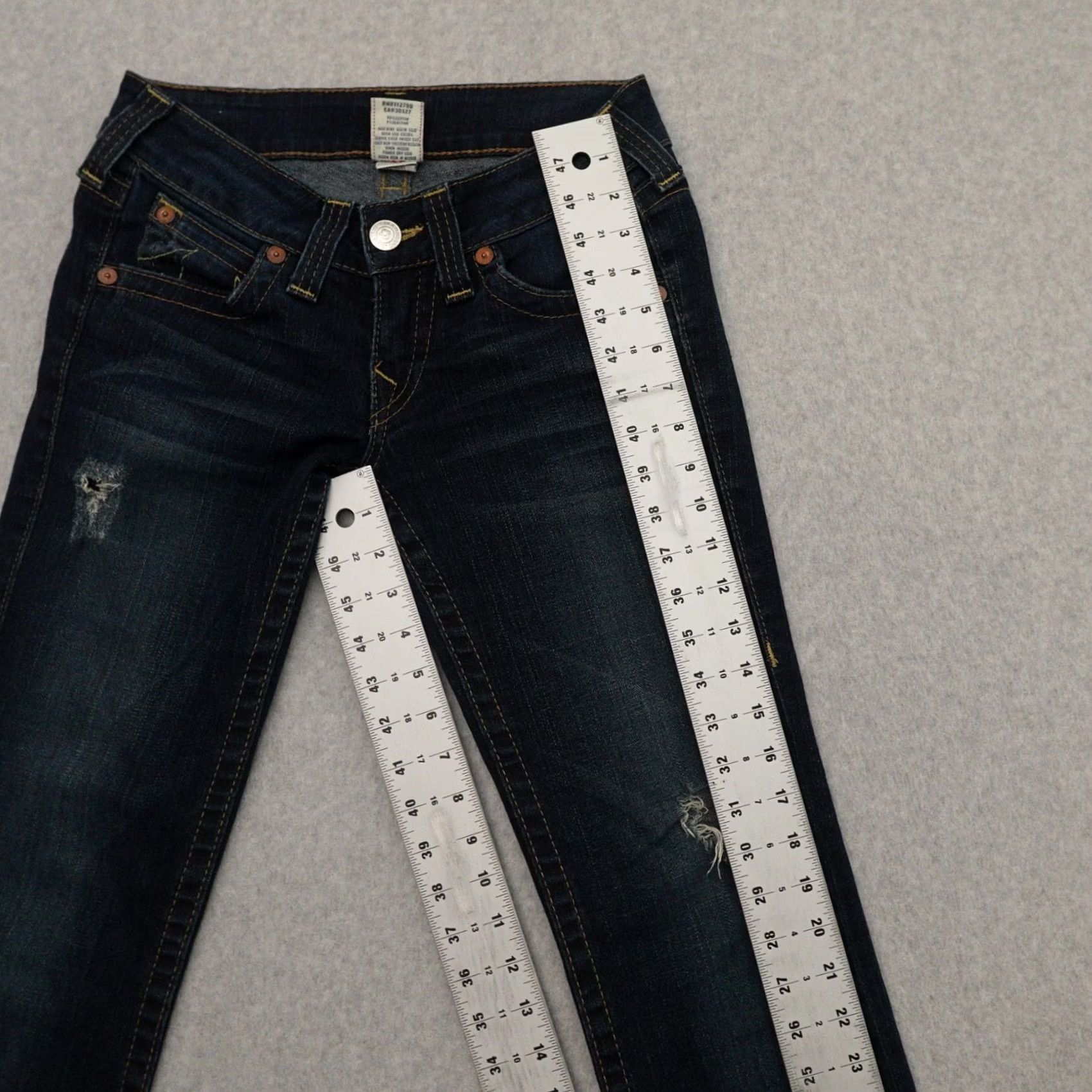 True Religion VINTAGE True Religion Jeans Women’s 27 (27X31) Johnny Super T Flap Low Rise Blue Skinny Embroidered Jeans Womens Size 27" / US 4 / IT 40 - 7 Thumbnail