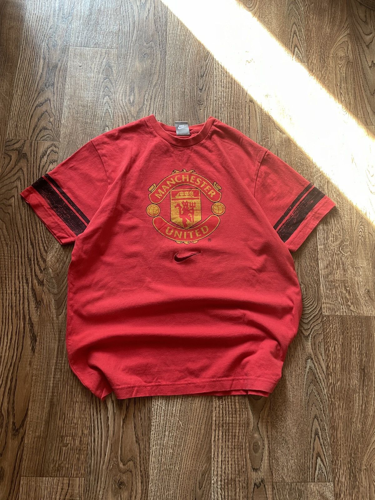 Nike Nike vintage Manchester City Red T-shirt soccer 90s Size US L / EU 52-54 / 3 - 1 Thumbnail