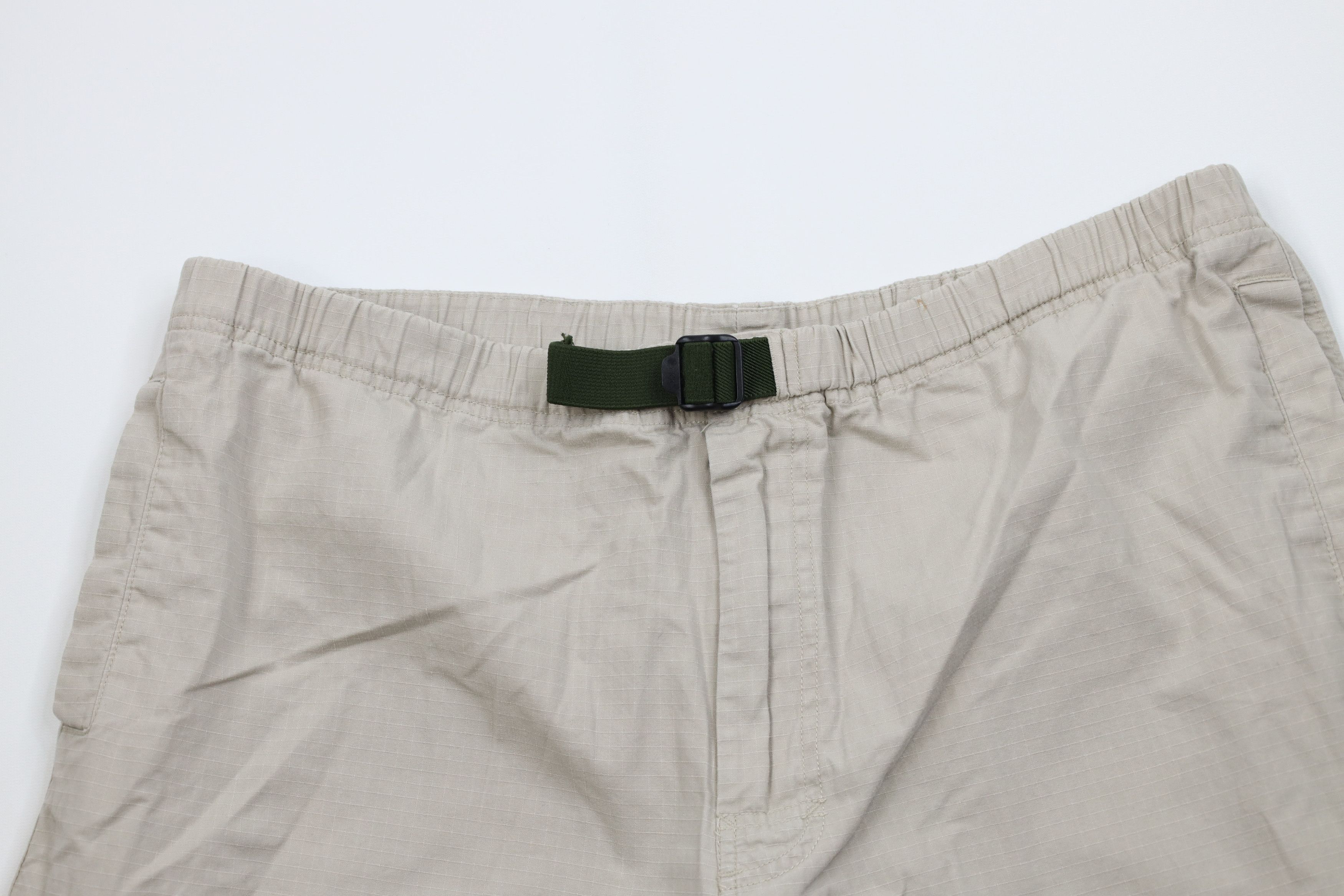 Gap Vintage Y2K 2001 Gap Above Knee Ripstop Cargo Shorts Beige Size US 36 / EU 52 - 2 Thumbnail