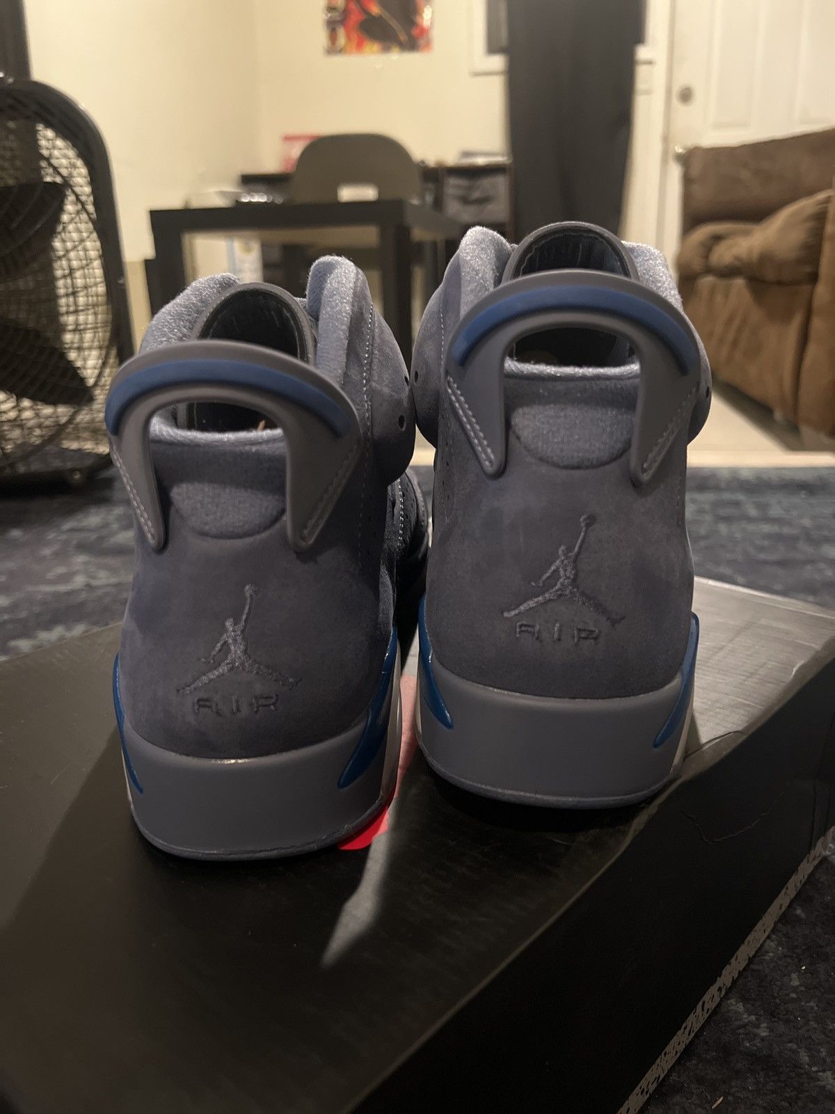 Jordan Brand × Nike Air Jordan 6 Retro “Diffused Blue” Size US 11.5 / EU 44-45 - 4 Thumbnail