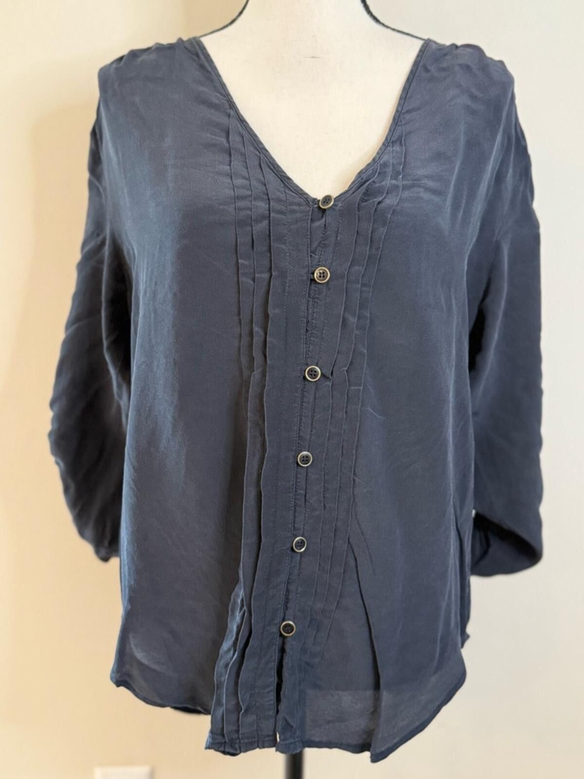 Other Yumi Kim black silk V neck pleated button front top SZ SM Size S / US 4 / IT 40 - 1 Thumbnail