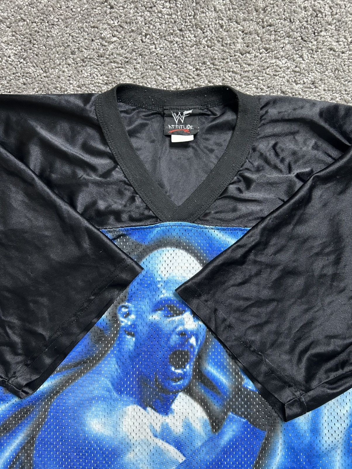 Vintage Vintage 90s WWE Stone Cold Jersey Raw is War 1999 Size US L / EU 52-54 / 3 - 6 Thumbnail