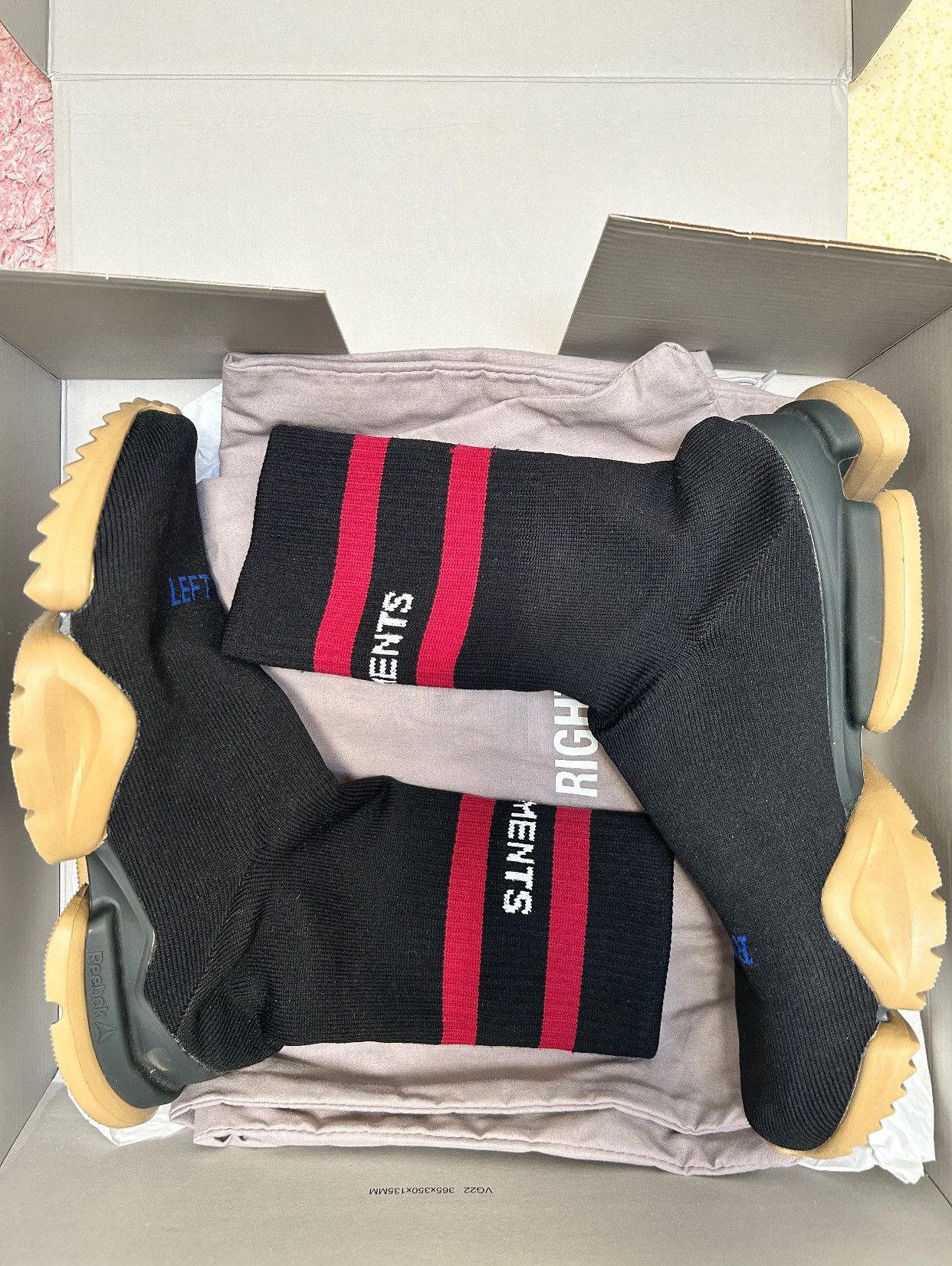 Reebok × Vetements SOCK RUNNER HIGH Size US 9.5 / EU 42-43 - 7 Thumbnail