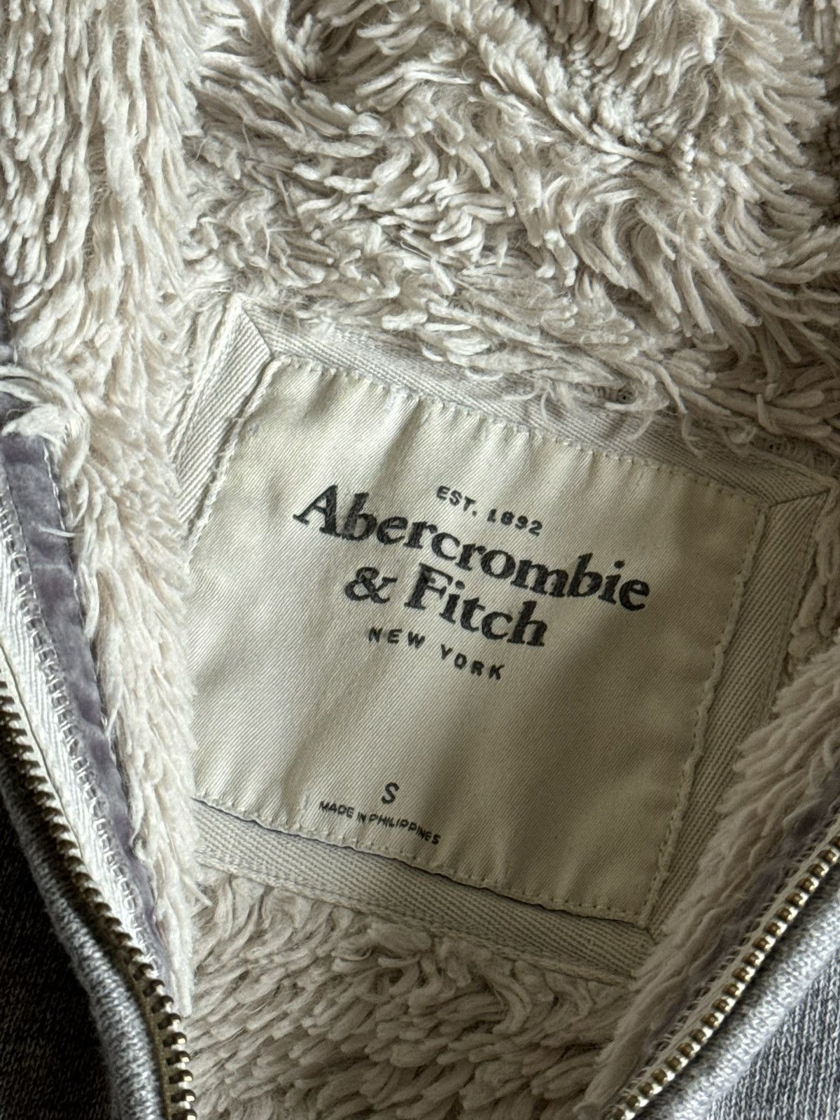 Abercrombie & Fitch Abercrombie & Fitch S/size lined sherpa hoodie fur LGB Y2K Size S / US 4 / IT 40 - 6 Thumbnail