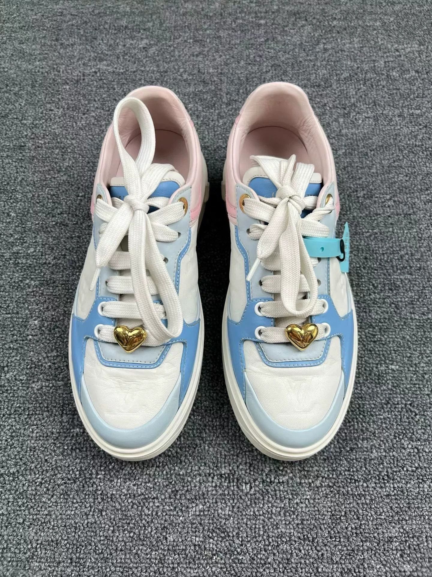 Louis Vuitton Louis Vuitton Timeout Blue White Sneakers Size US XXS / EU 40 - 3 Thumbnail