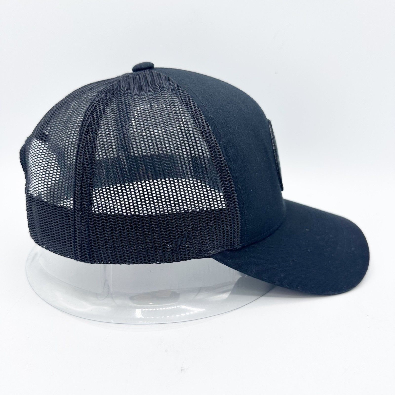 TravisMathew Travis Mathew Golf Hat Cap Snapback Black Trucker Mesh Mens Size ONE SIZE - 4 Thumbnail