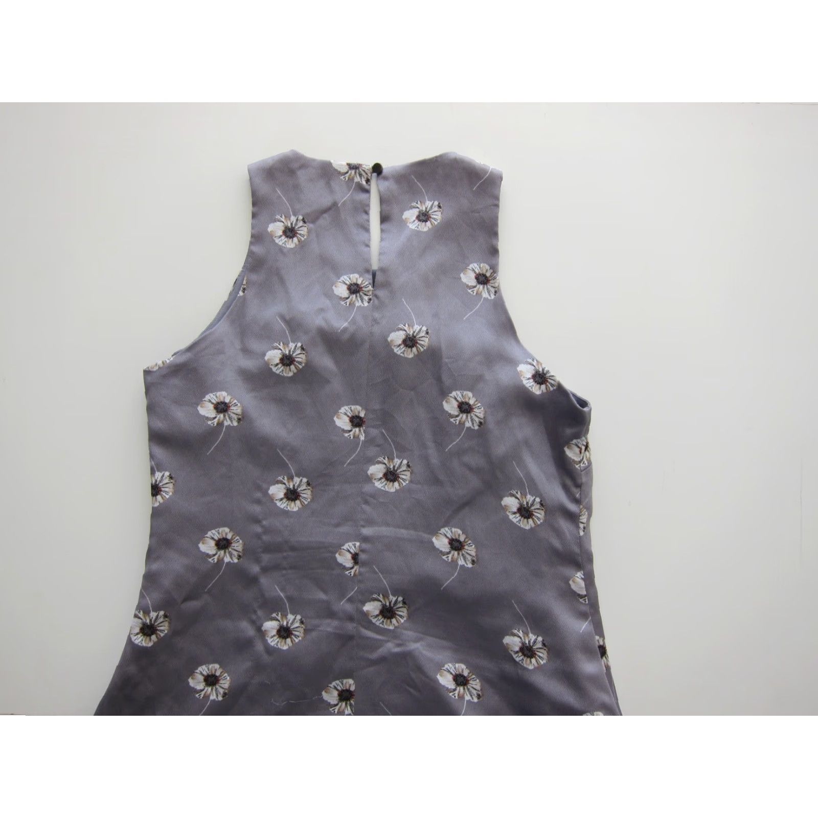 Banana Republic Banana Republic Grey Floral Satin Sleeveless Sheath Tank Tunic Dress P Small Martina? Size S / US 4 / IT 40 - 6 Thumbnail