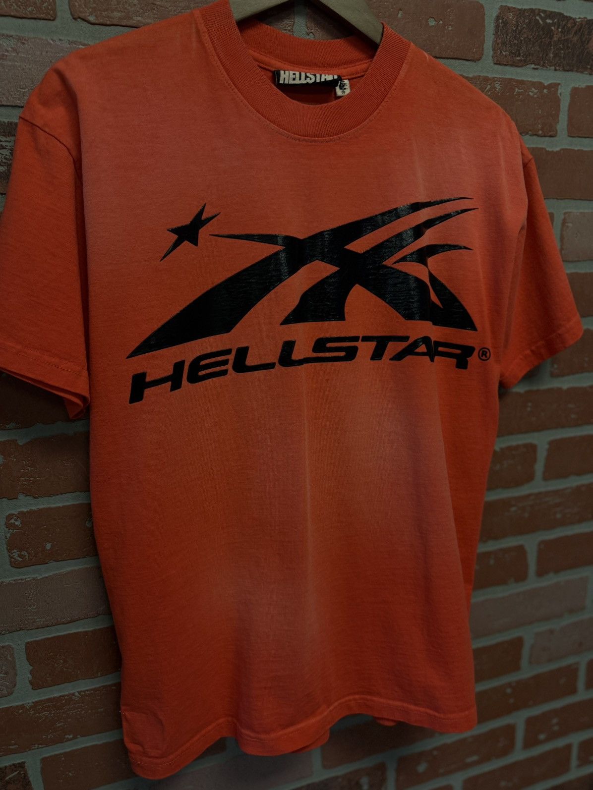 HELLSTAR Hellstar RED Logo Tee Shirt 100% Authentic Size XS Size US XS / EU 42 / 0 - 2 Thumbnail
