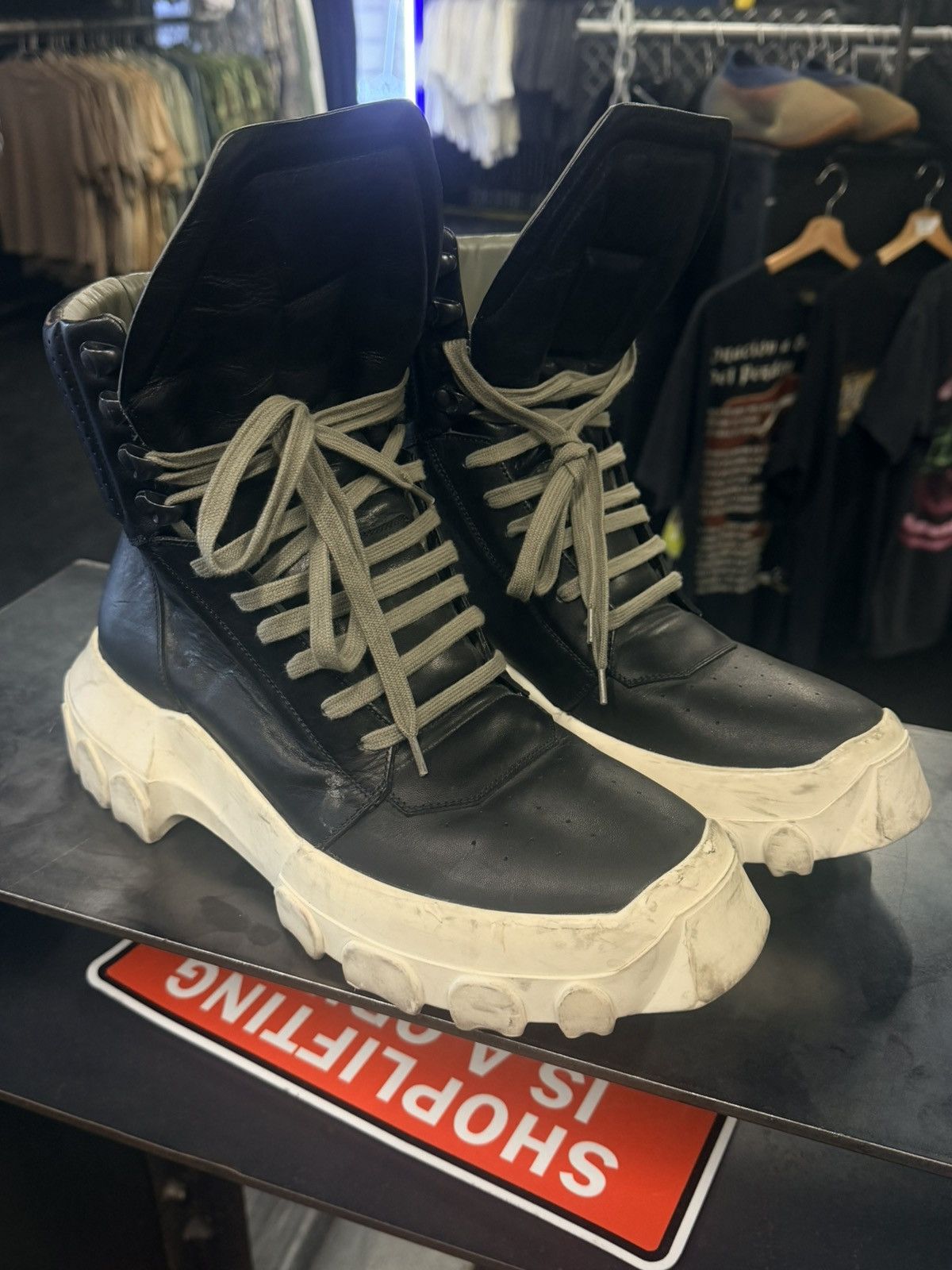 Rick Owens Rick owens tractor boot Size US 9.5 / EU 42-43 - 3 Thumbnail