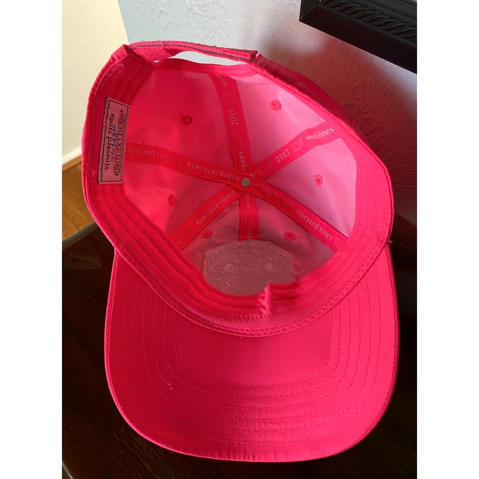 Vineyard Vines Vineyard Vines Kentucky Derby Hat Womens Baseball Cap Pink 2017 EUC Whale Accent Buckle Solid Knit Polyester Size One Size Mens Womens Girls Boys Size ONE SIZE - 4 Thumbnail