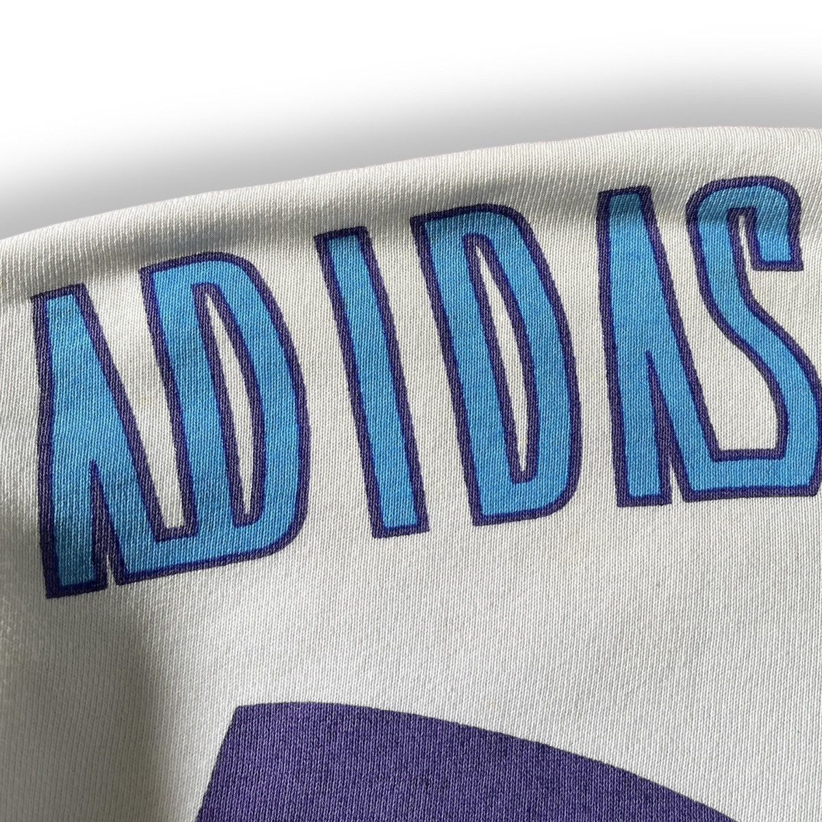Adidas × Vintage Grails 90s Adidas Big Logo Overprinted Size US L / EU 52-54 / 3 - 19 Thumbnail