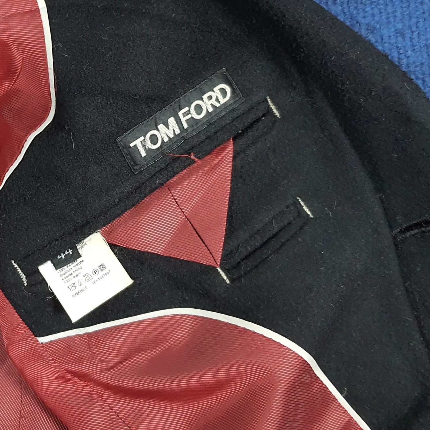 Tom Ford TOM FORD Black Overcoat with Red Satin Lining C307N11 Size 44S - 6 Thumbnail