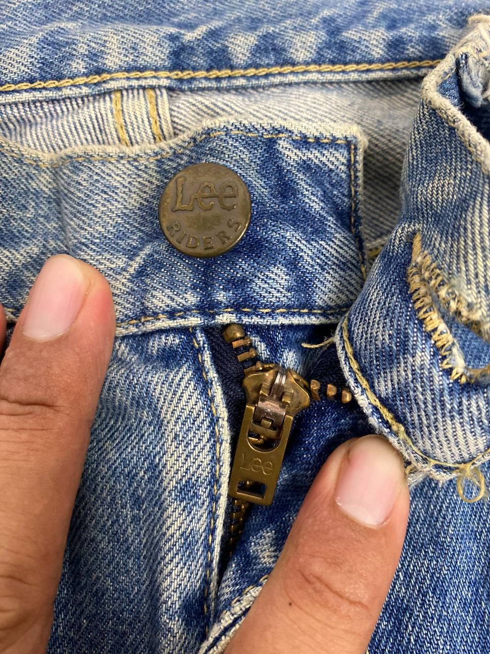 Lee vintage lee rider lightwash denim Size US 33 - 10 Thumbnail