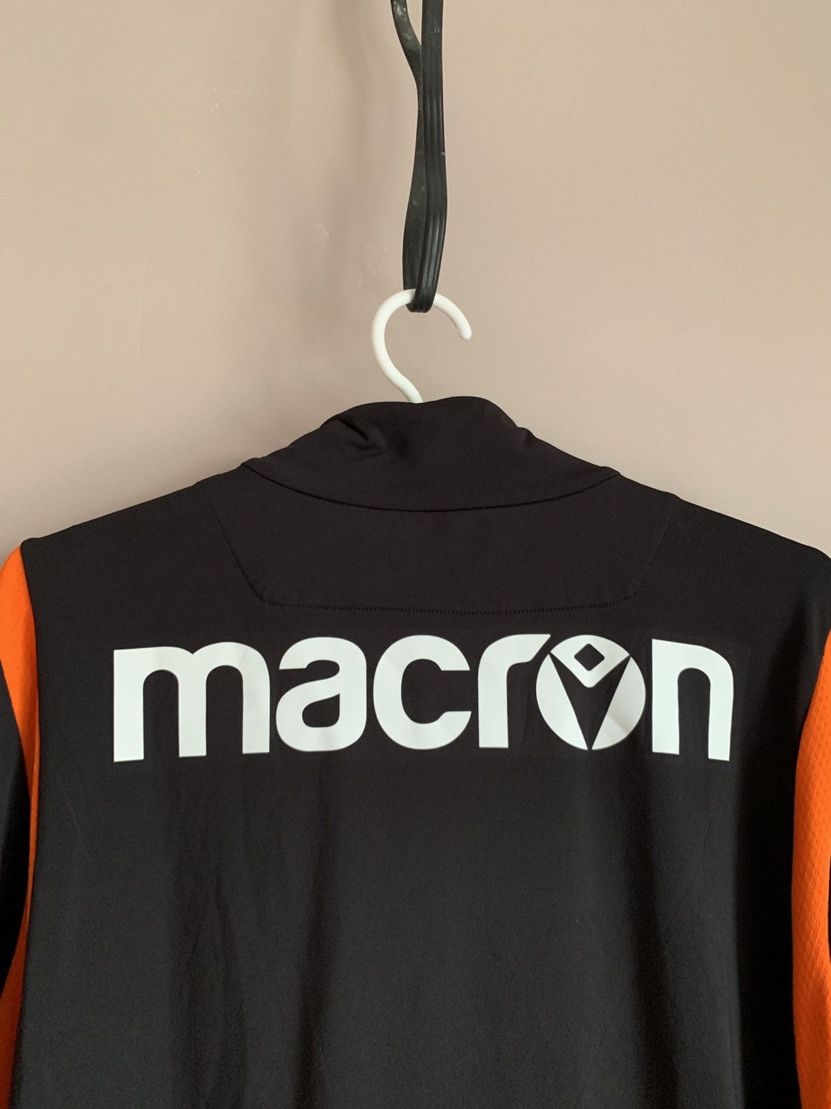 Macron Dundee United 1/3 Football Long Sleeve Shirt Macron Soccer L Size US L / EU 52-54 / 3 - 8 Thumbnail