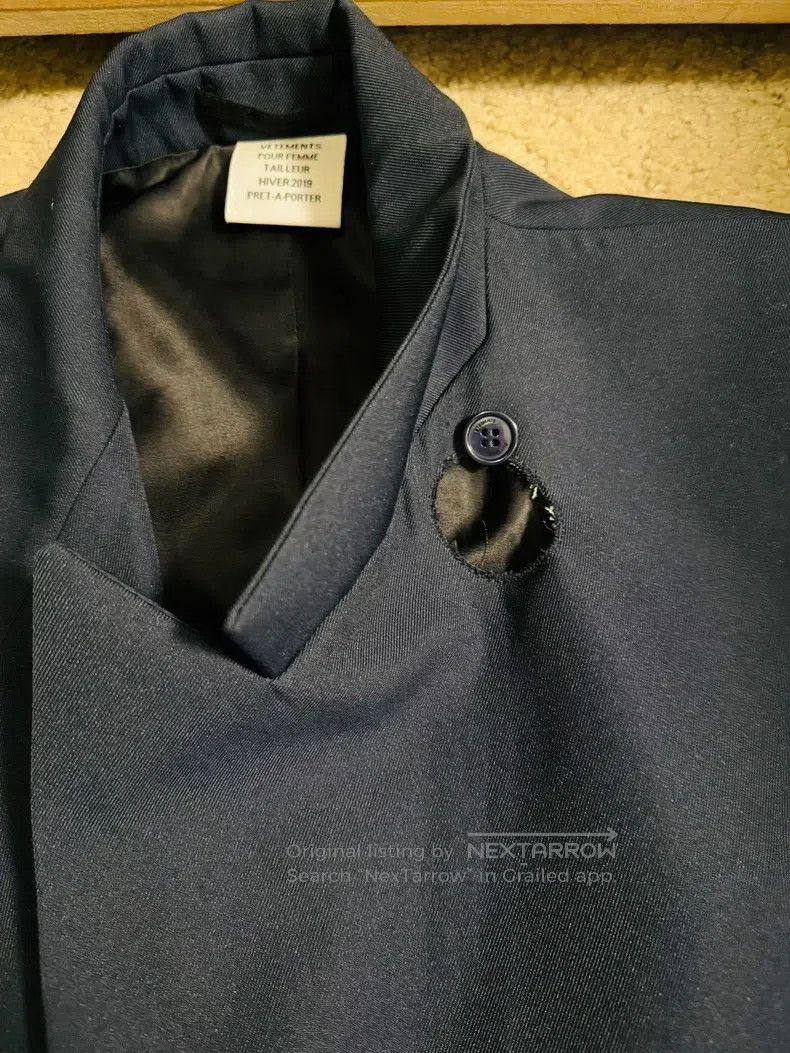 Vetements Vetements Deep blue silhouette back patch jacket Size US XS / EU 42 / 0 - 5 Thumbnail