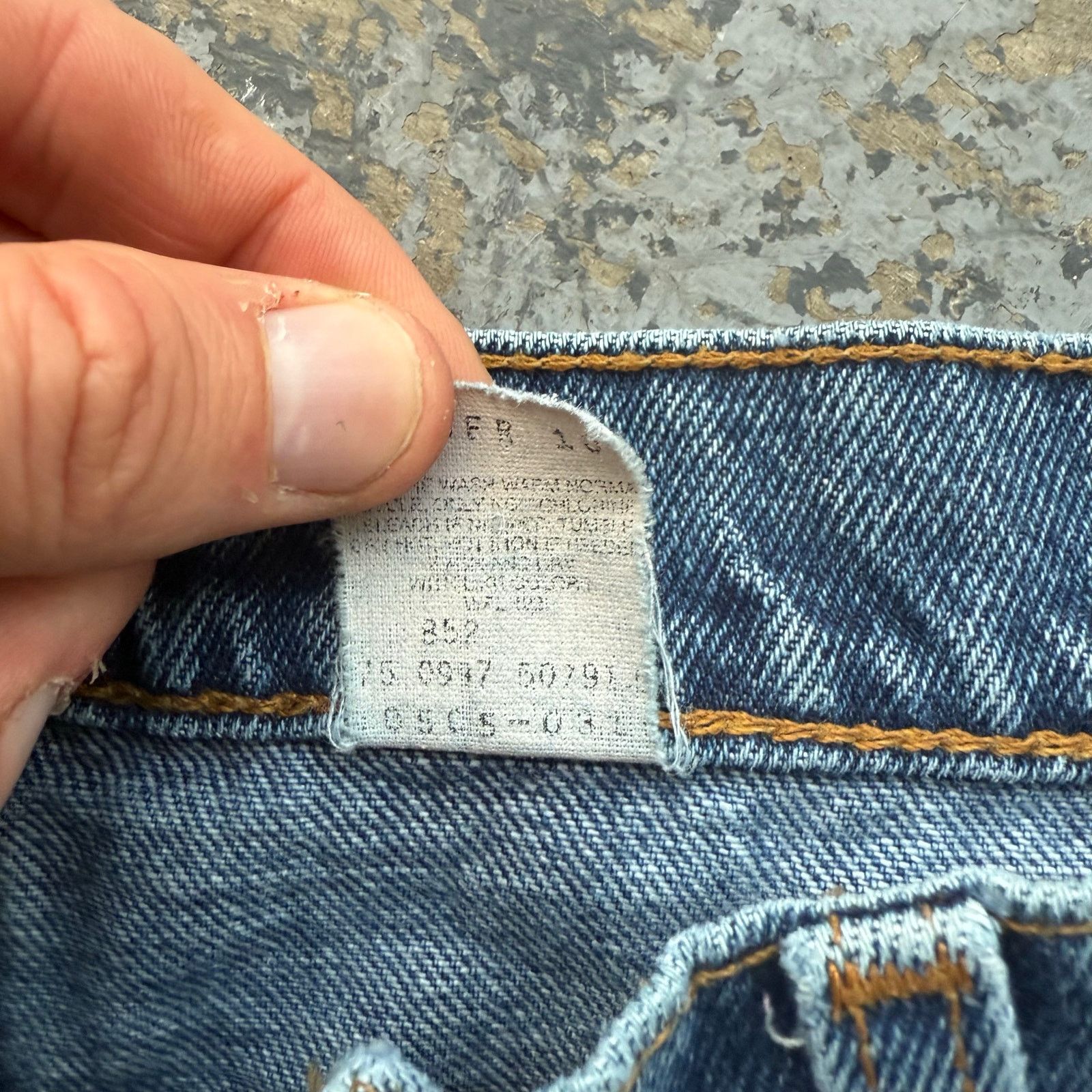Levi's 90’s Levi’s OrangeTab 505 Straight Leg Jeans Made In USA Size US 35 - 6 Thumbnail