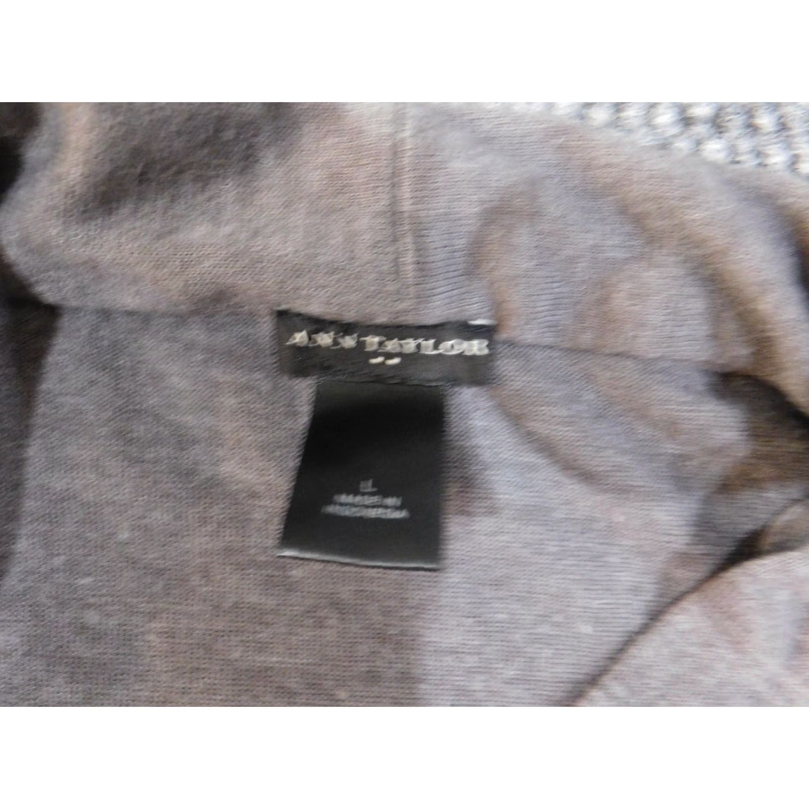 Ann Taylor Ann Taylor Sweater Pullover Women's L Gray Stretch Knit Polyester Rayon Spandex Regular Round Neck Long Sleeve Machine Washable Casual Modern Designer Size L / US 10 / IT 46 - 4 Thumbnail