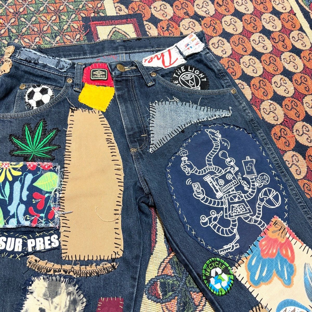 Wrangler Custom Handstitched Patch Collage Style Wrangler Jeans Size US 29 - 3 Thumbnail