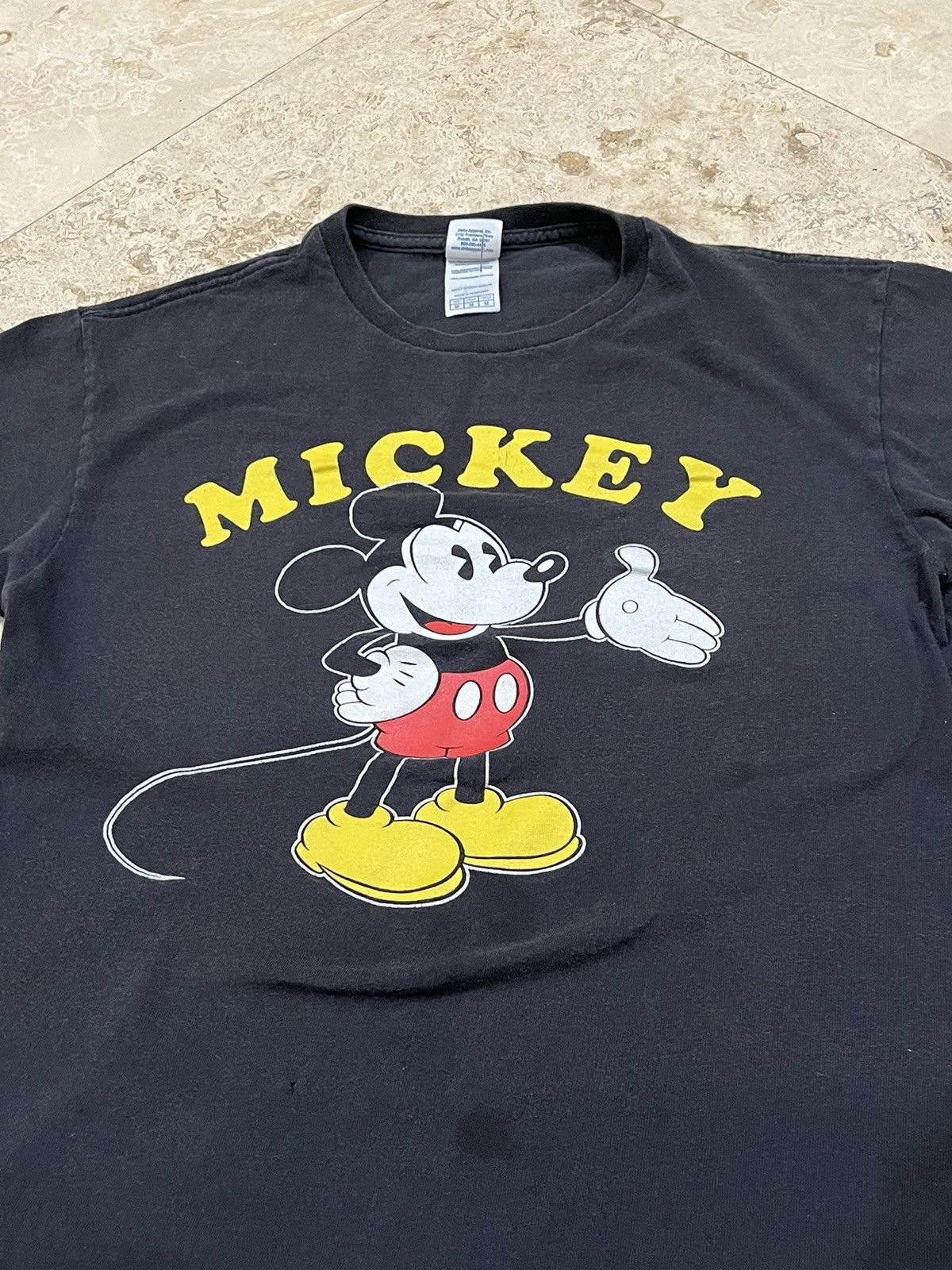 Mickey Mouse 90’s Y2K Faded Mickey Mouse Graphic Tee Size US M / EU 48-50 / 2 - 2 Thumbnail