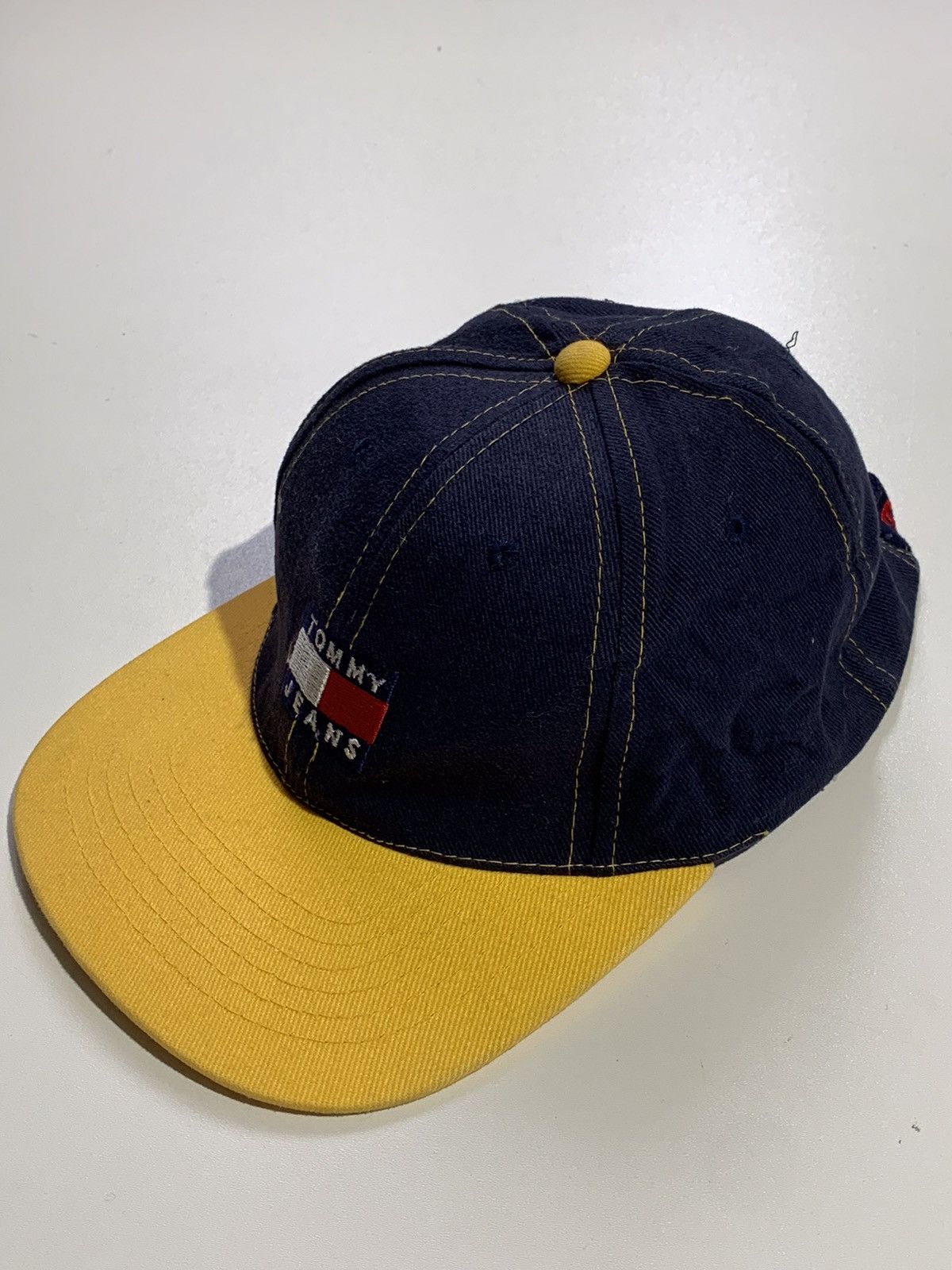 Tommy Hilfiger Vintage Tommy Hilfiger hype y2k streetwear style cap Size ONE SIZE - 4 Thumbnail