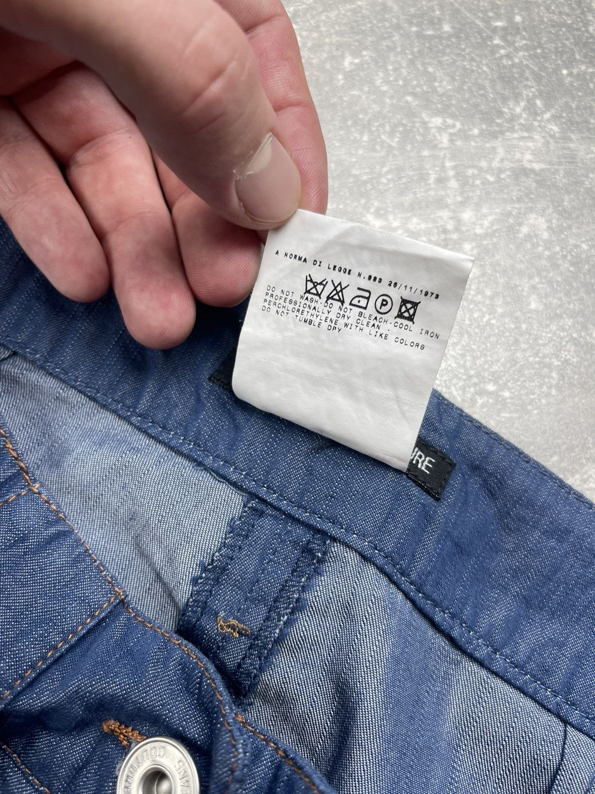 Versace × Vintage Versace Jeans Couture Vintage Flared Y2K 00s Pants Size 27" / US 4 / IT 40 - 14 Thumbnail