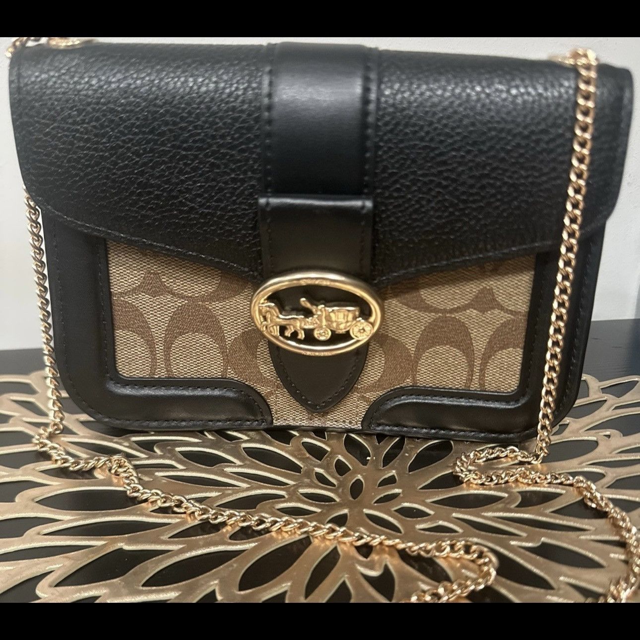 Coach New COACH Small Crossbody with golden straps no tags Size ONE SIZE - 1 Thumbnail
